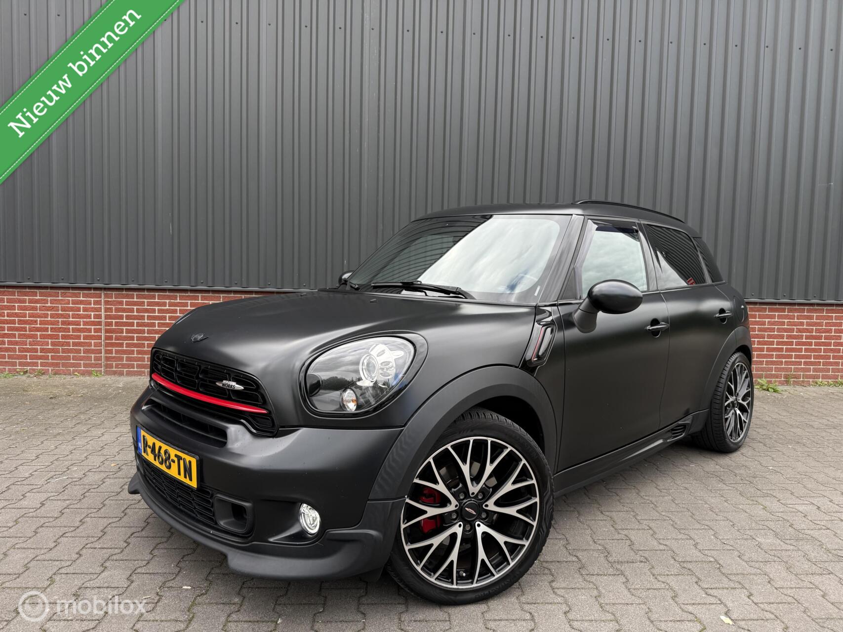 Mini John Cooper Works 1.6 John Cooper Works ALL4 Pano Leer Cruise Xenon Harman Kardon 218 PK 2015 - voorkant