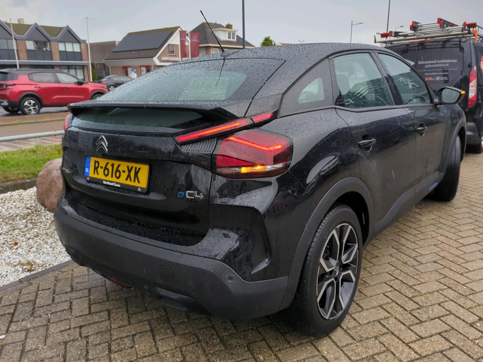 Foto van Citroen E-c4