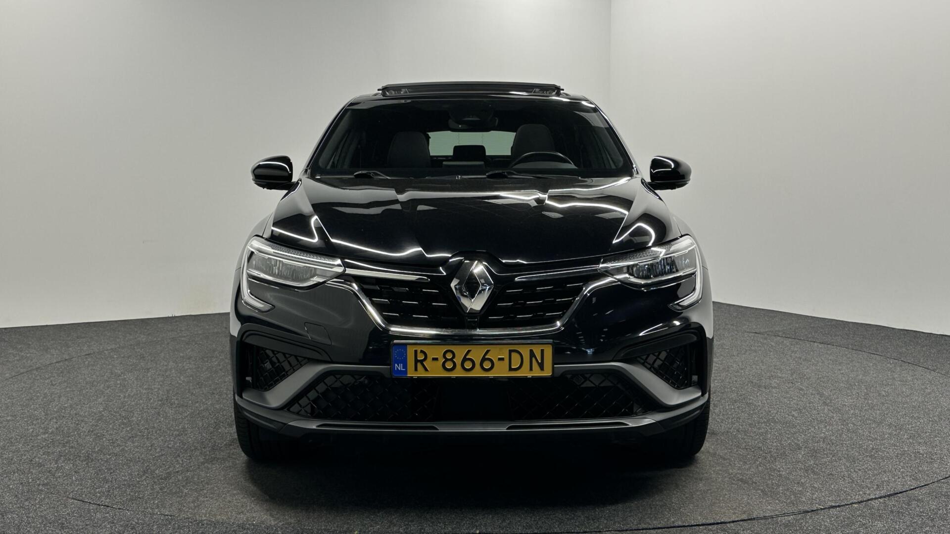 Foto van Renault Arkana E-tech