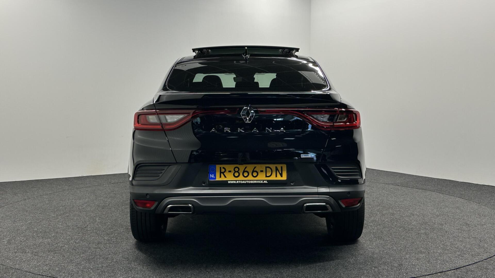 Foto van Renault Arkana E-tech