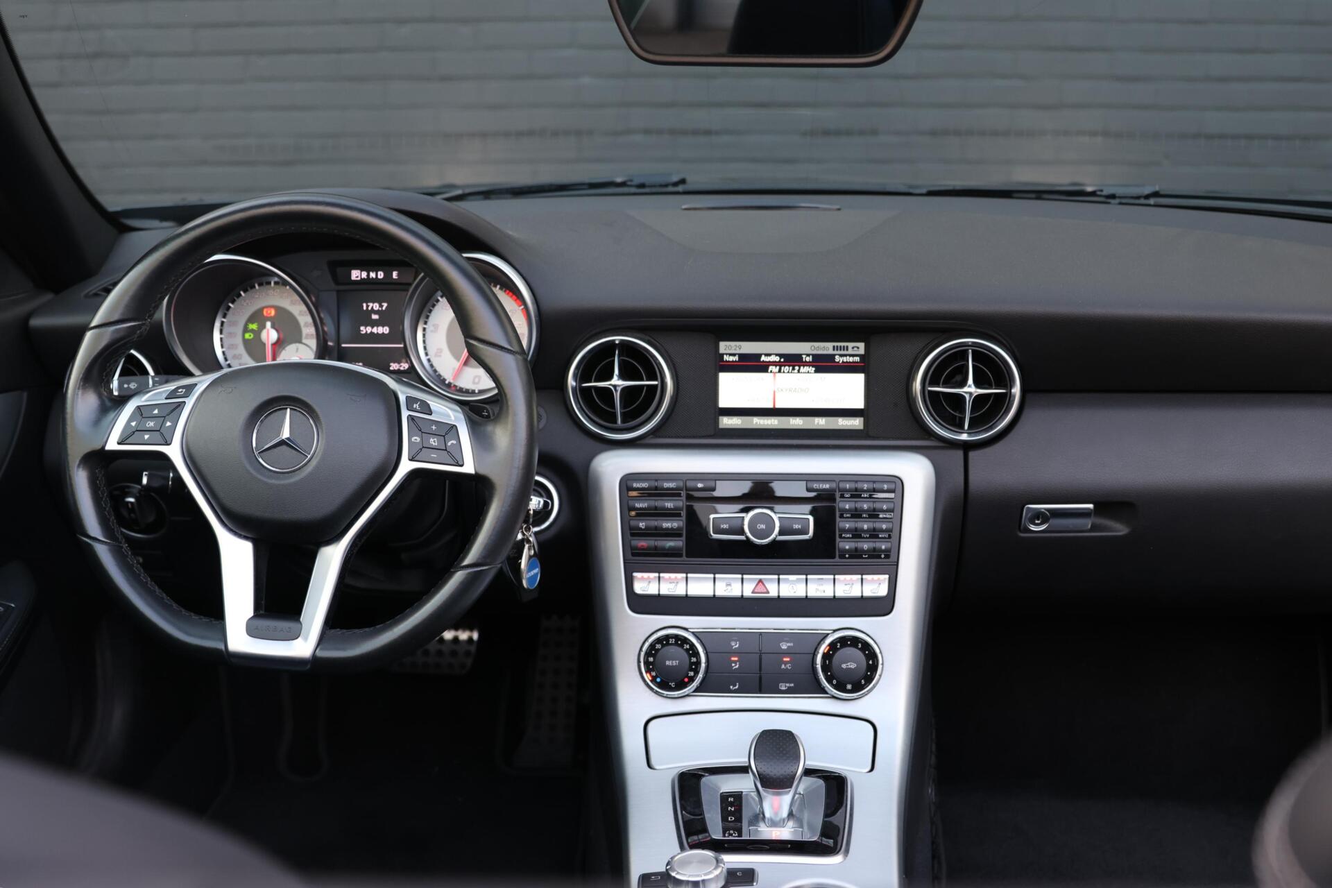 Foto van Mercedes-Benz SLK 300