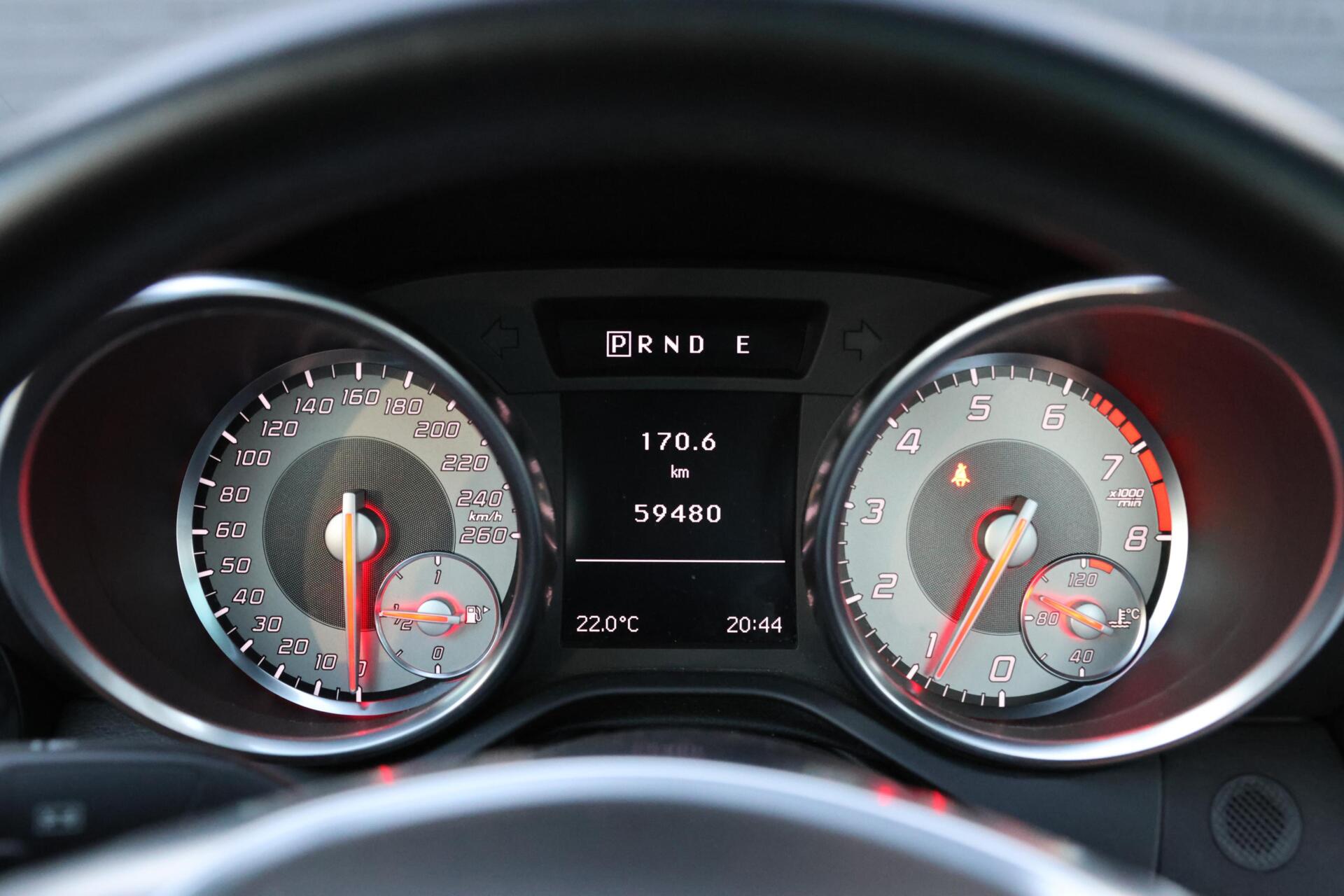 Foto van Mercedes-Benz SLK 300