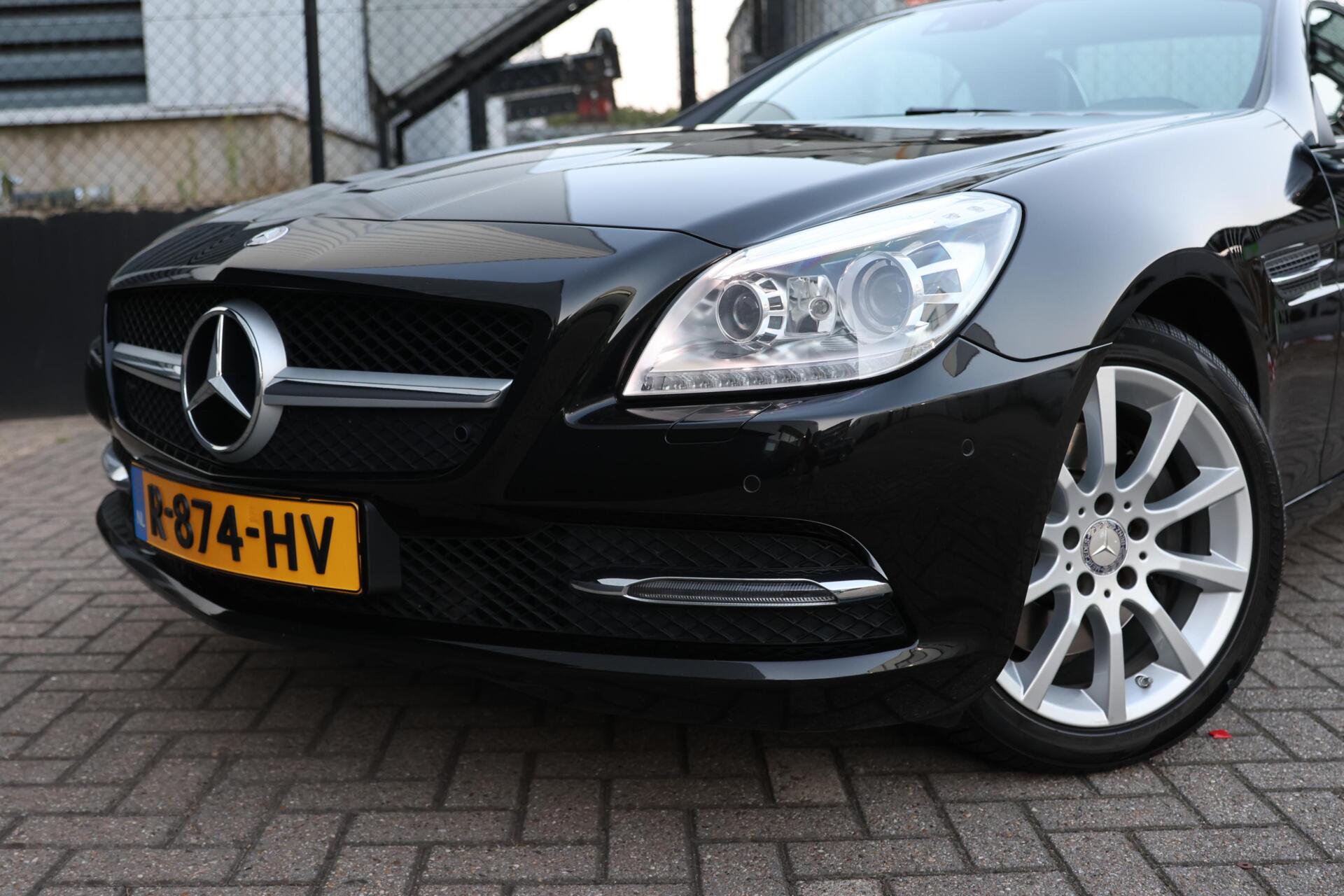 Foto van Mercedes-Benz SLK 300