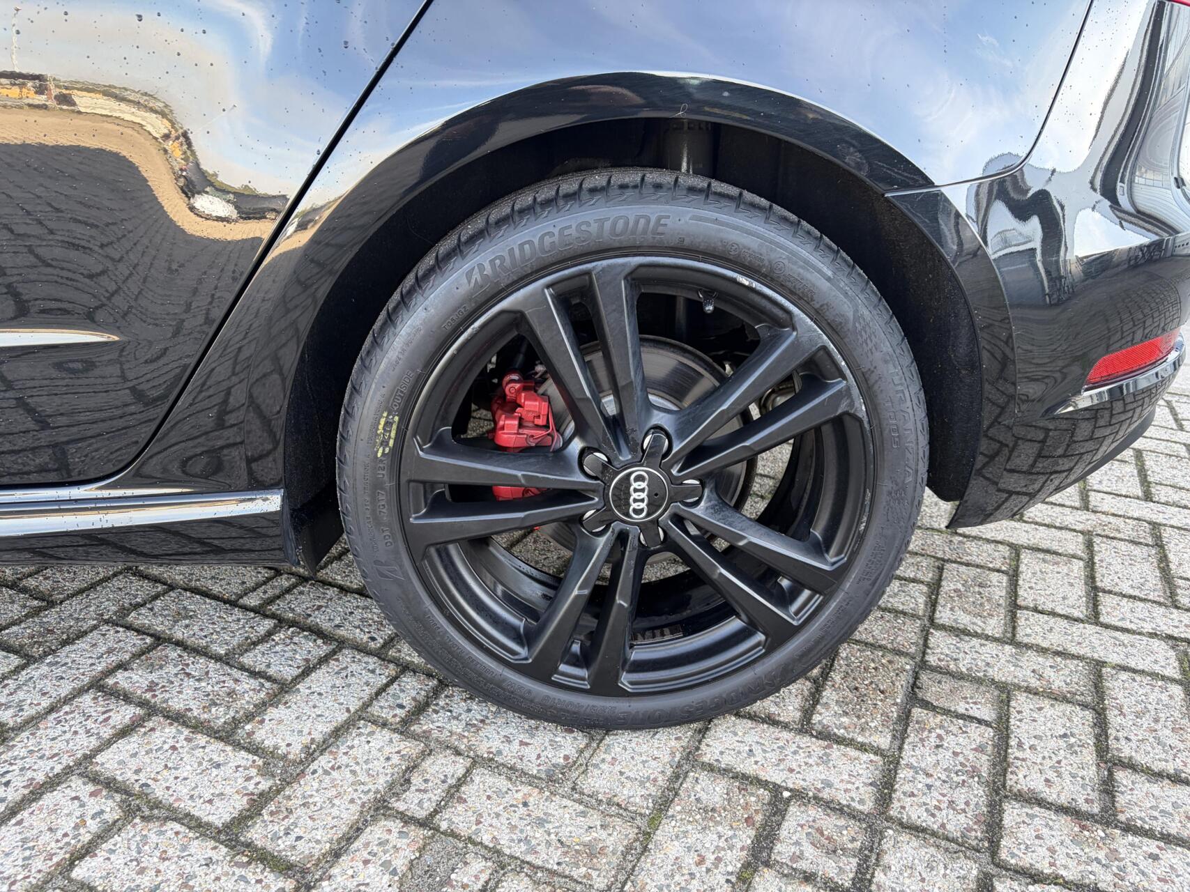 Foto van Audi A3 Sportback E-tron