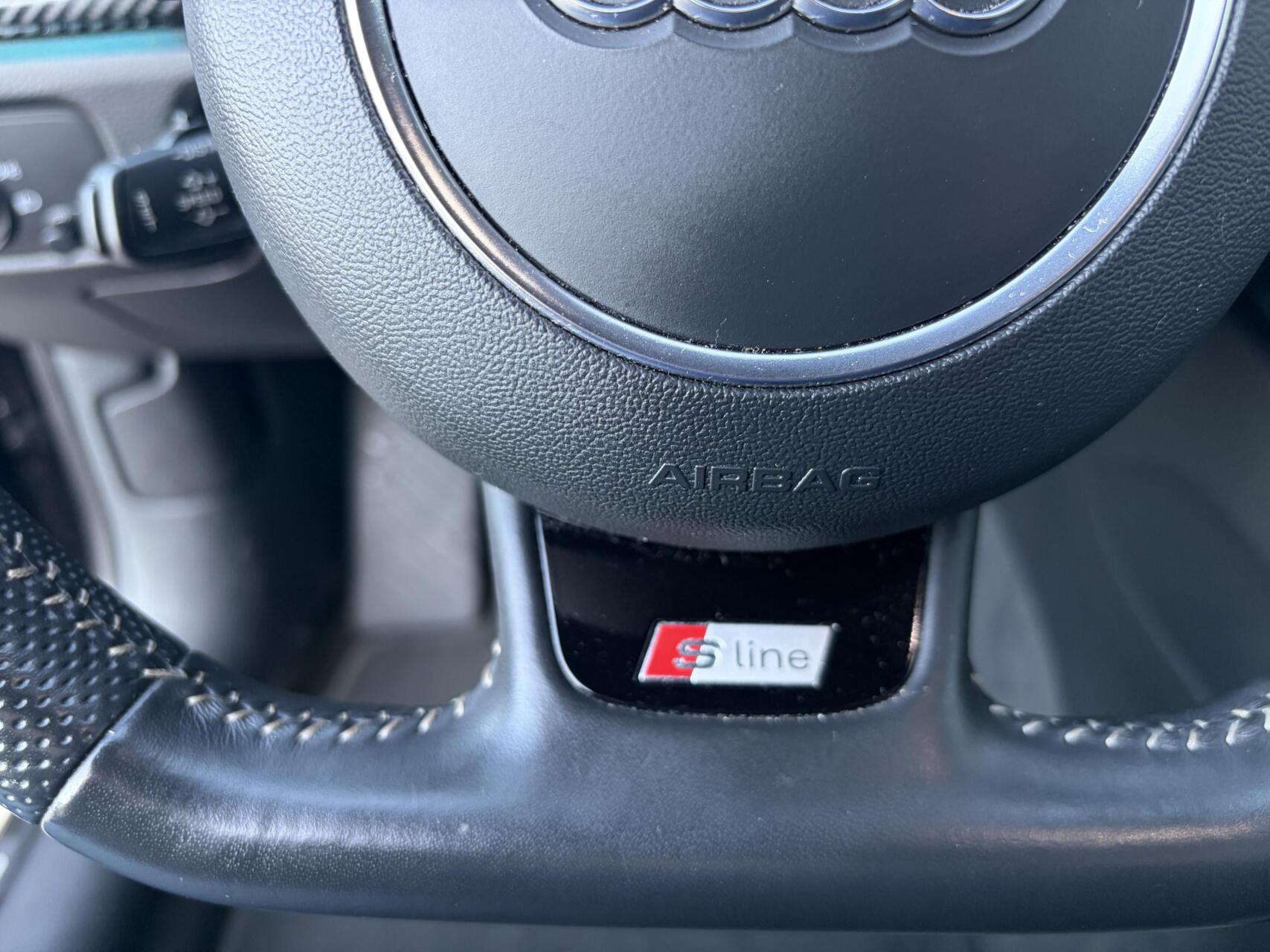 Foto van Audi A3 Sportback E-tron