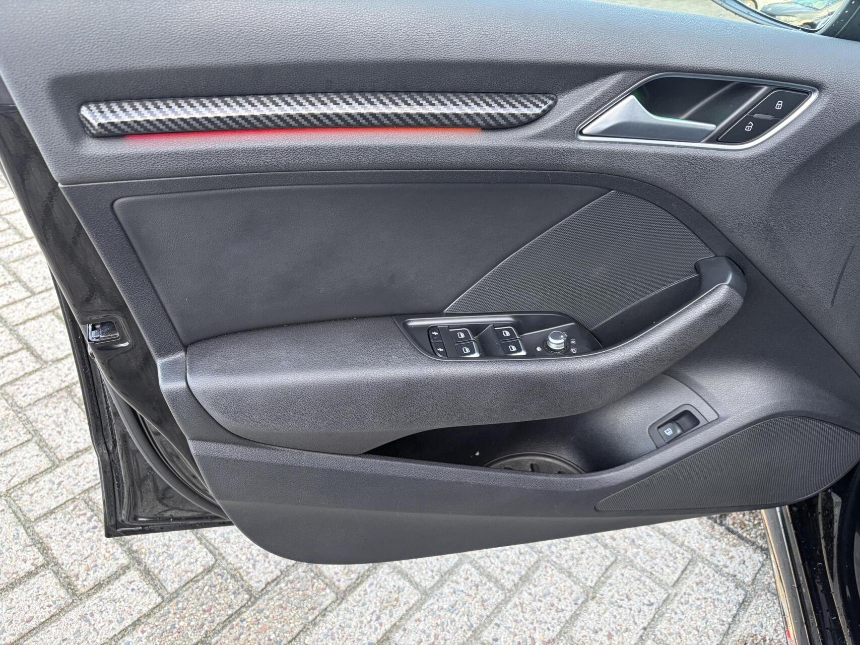 Foto van Audi A3 Sportback E-tron