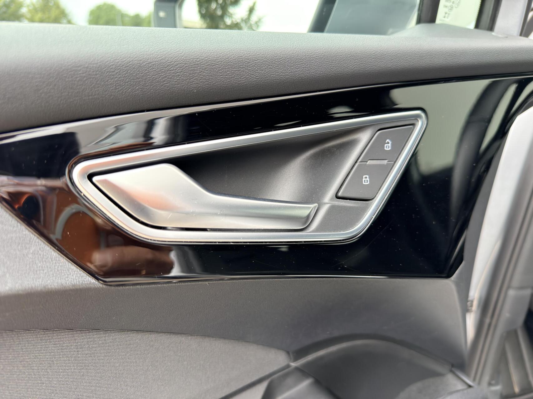 Foto van Audi Q4 40 E-tron