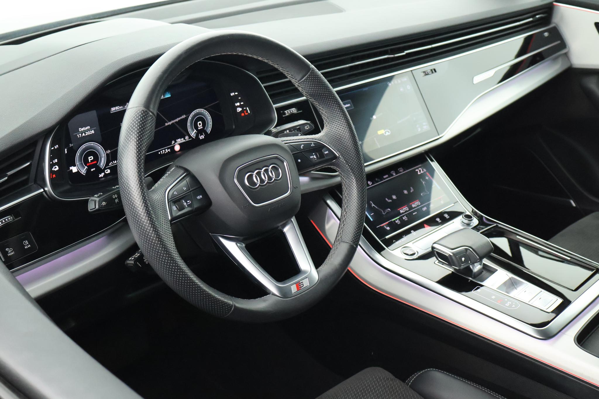 Foto van Audi Q7 55 TFSI E