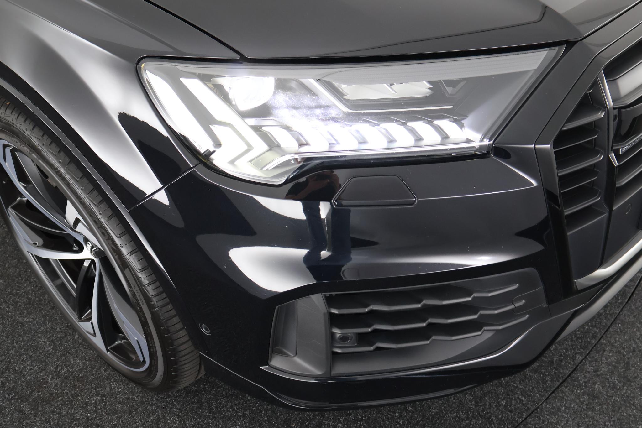 Foto van Audi Q7 55 TFSI E