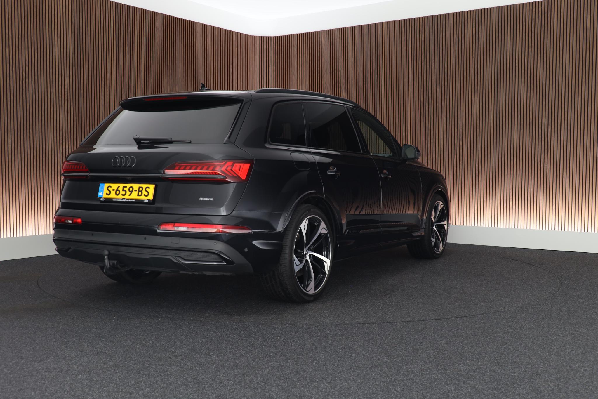 Foto van Audi Q7 55 TFSI E