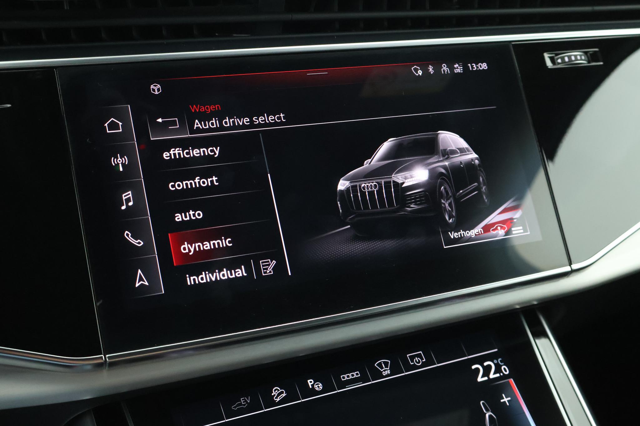 Foto van Audi Q7 55 TFSI E