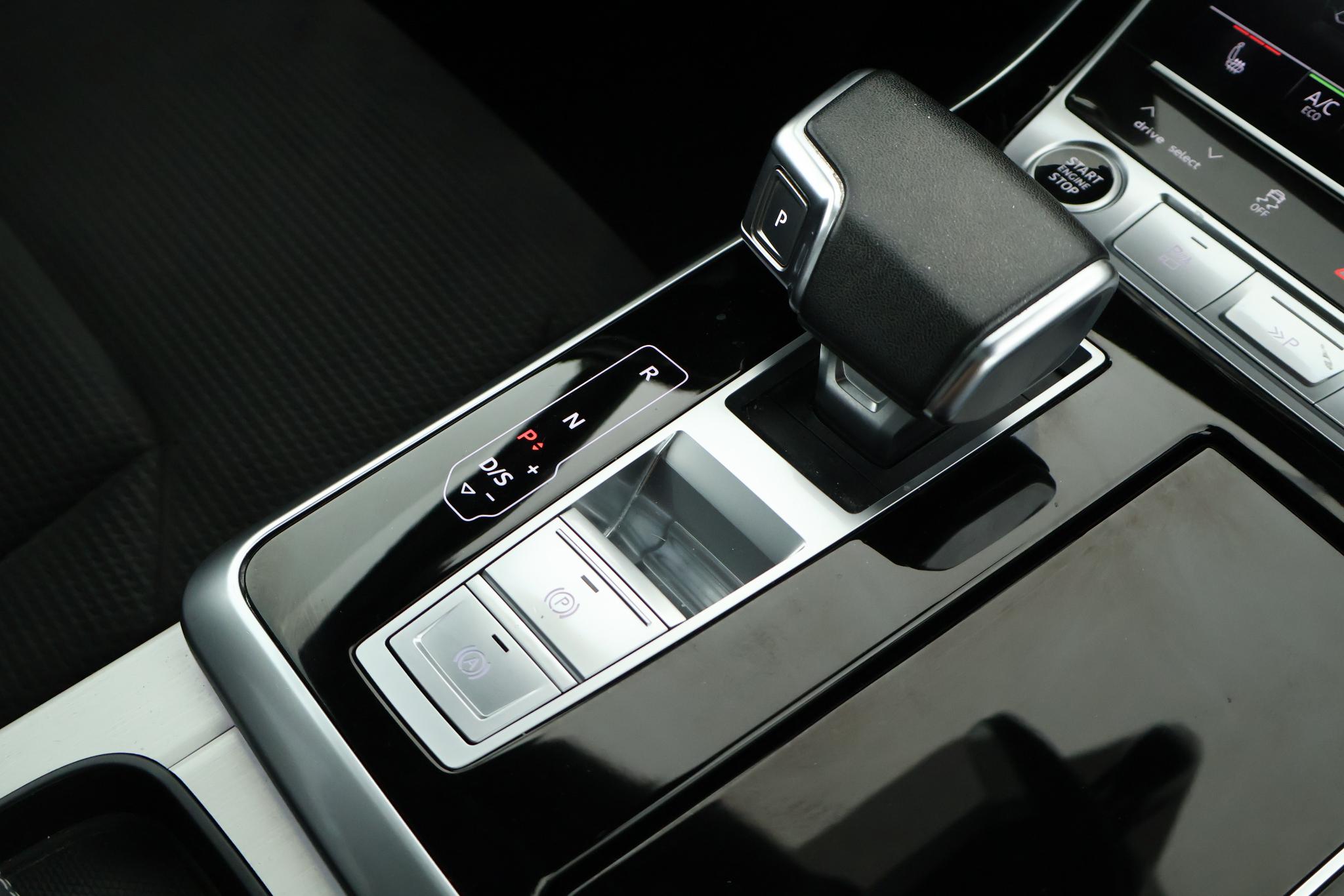 Foto van Audi Q7 55 TFSI E