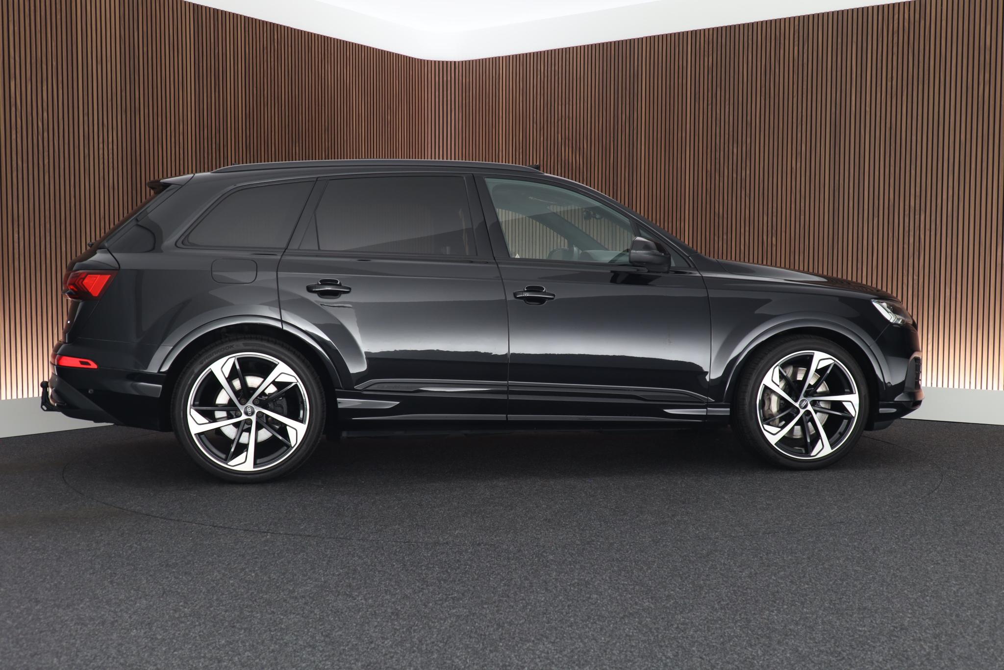 Foto van Audi Q7 55 TFSI E