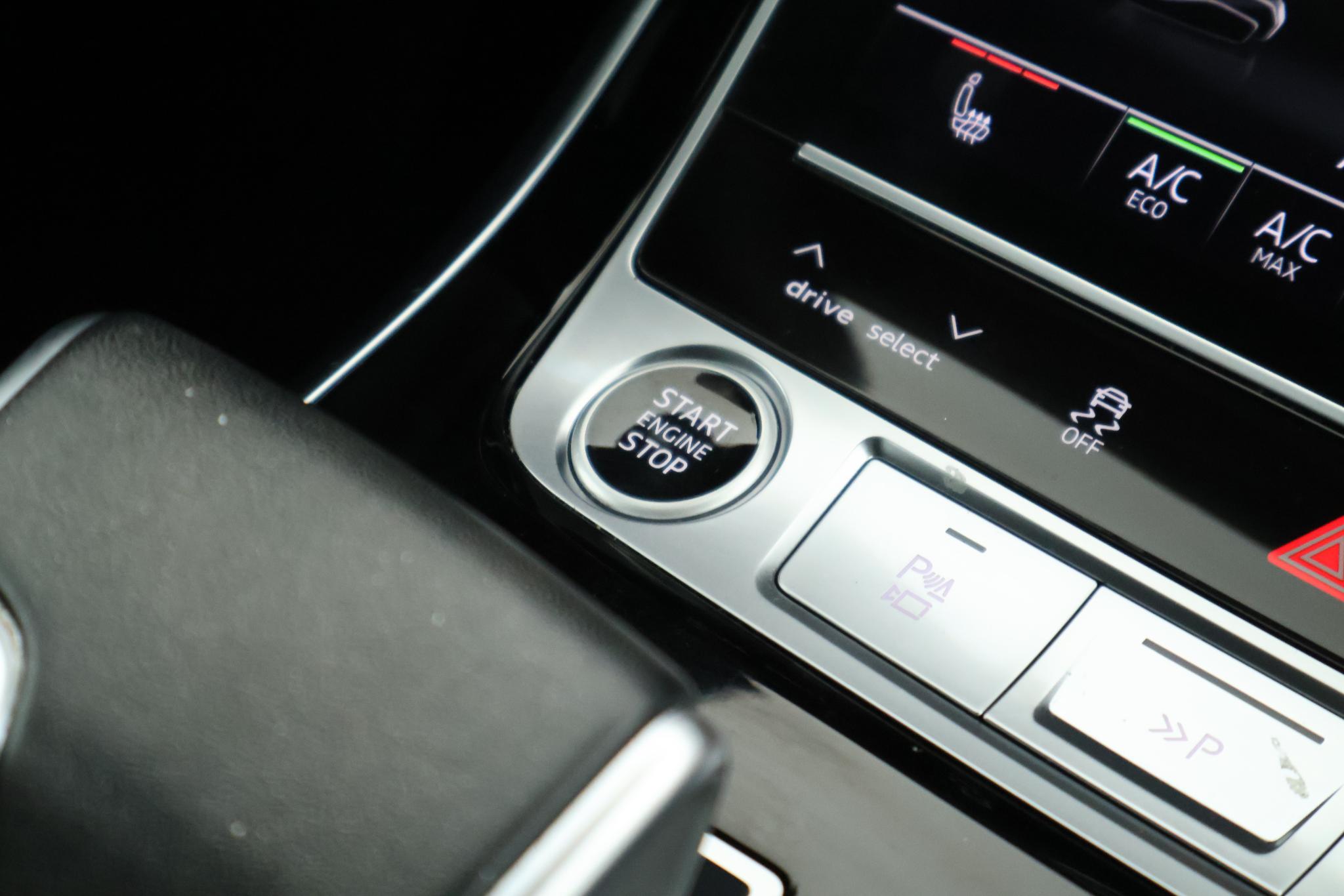 Foto van Audi Q7 55 TFSI E
