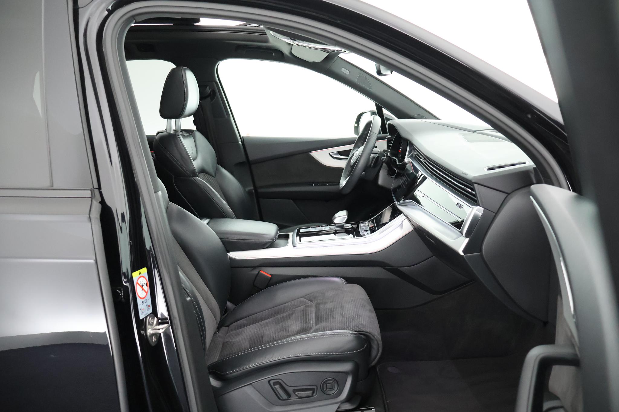 Foto van Audi Q7 55 TFSI E