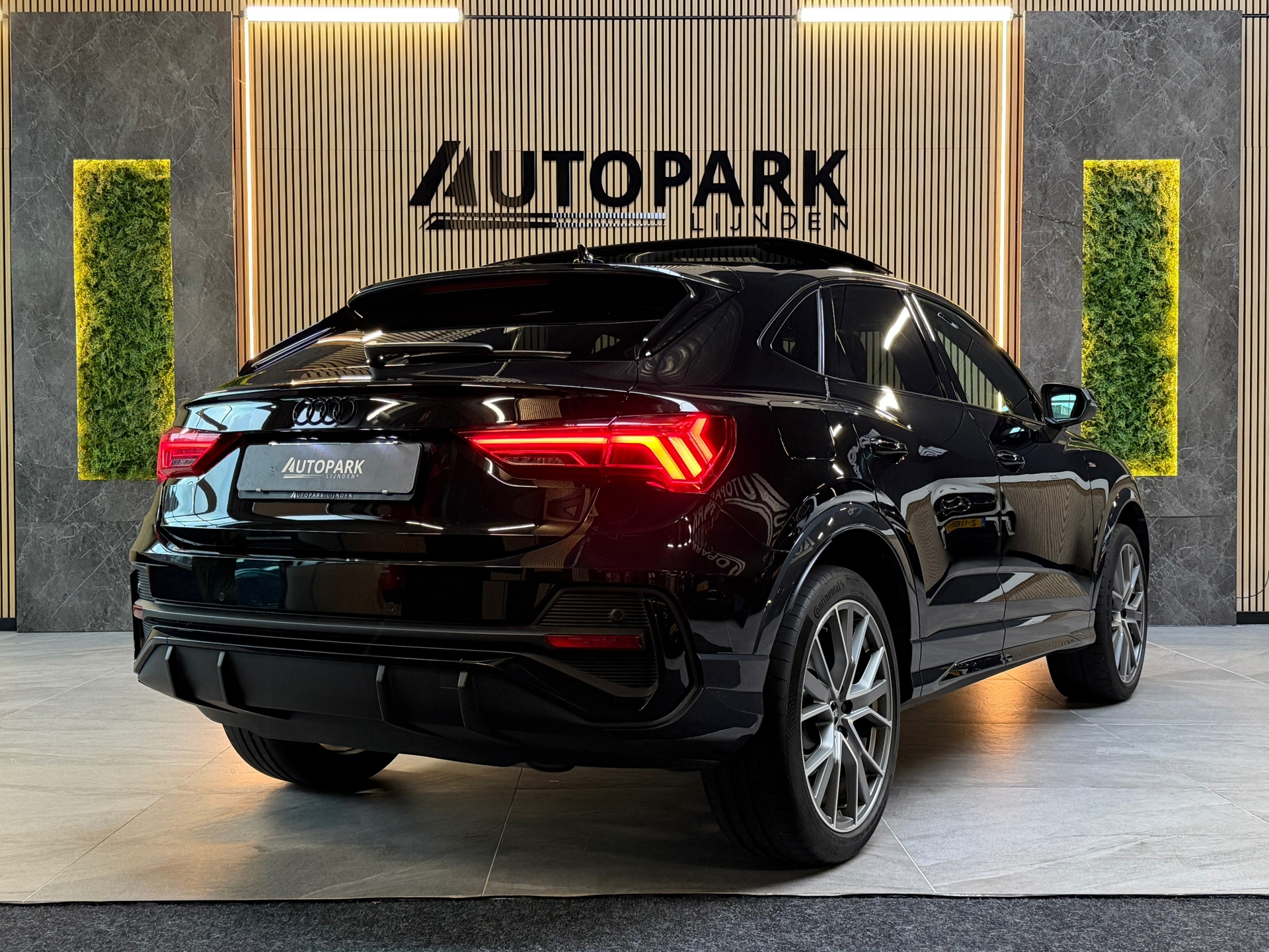 Foto van Audi Q3 Sportback E-tron