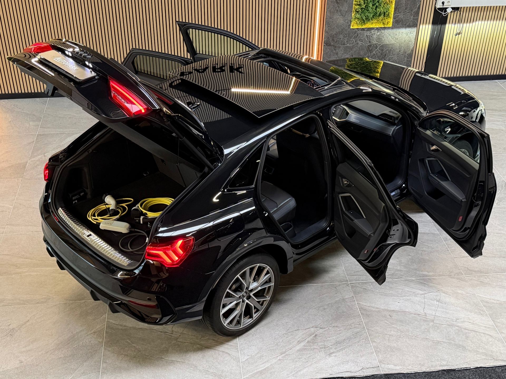 Foto van Audi Q3 Sportback E-tron