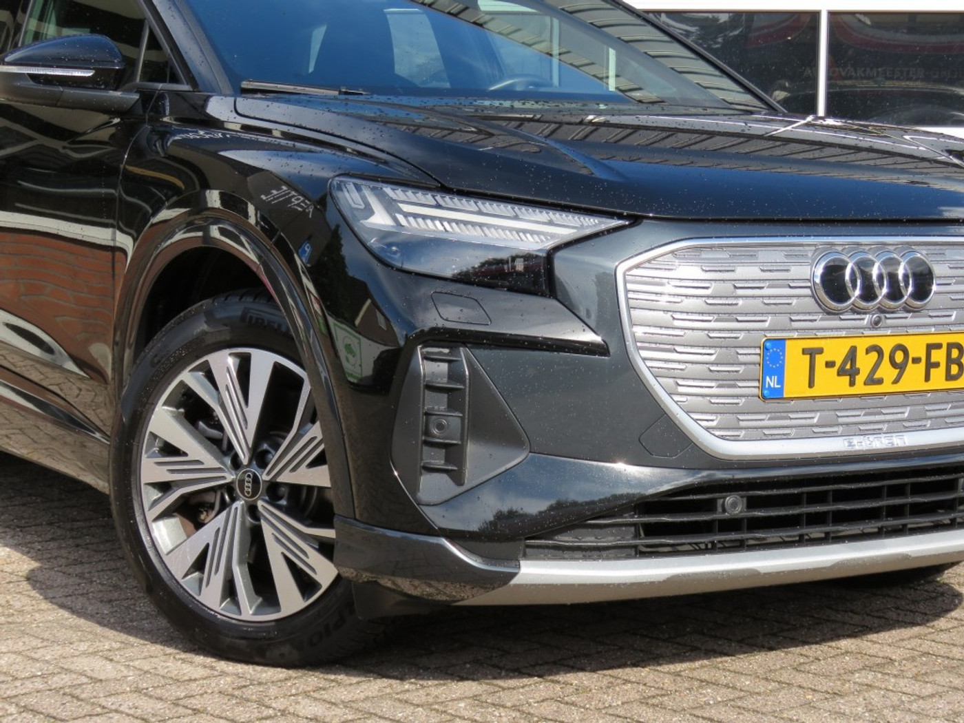 Foto van Audi Q4 40 E-tron