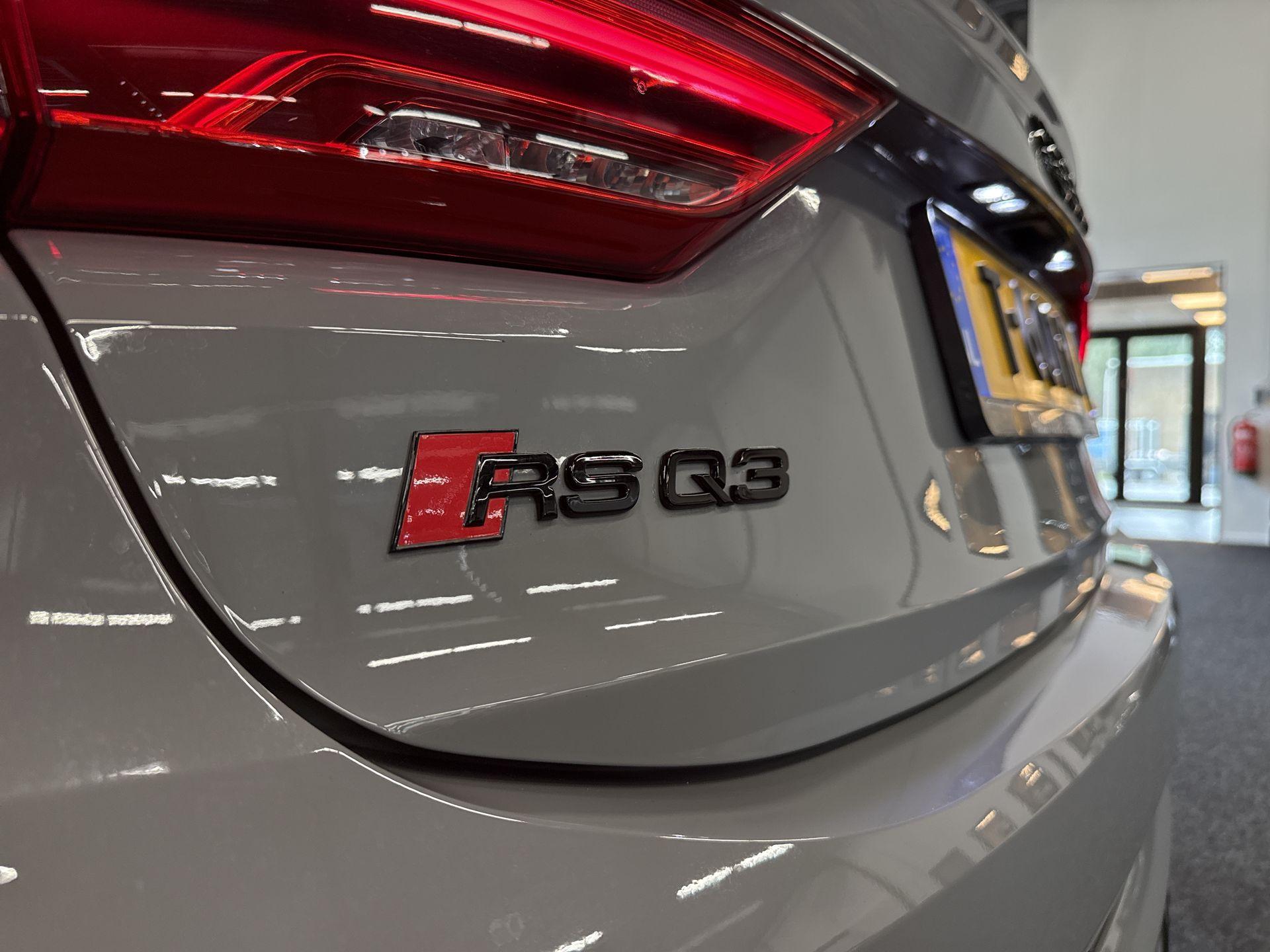 Foto van Audi RS Q3 Sportback