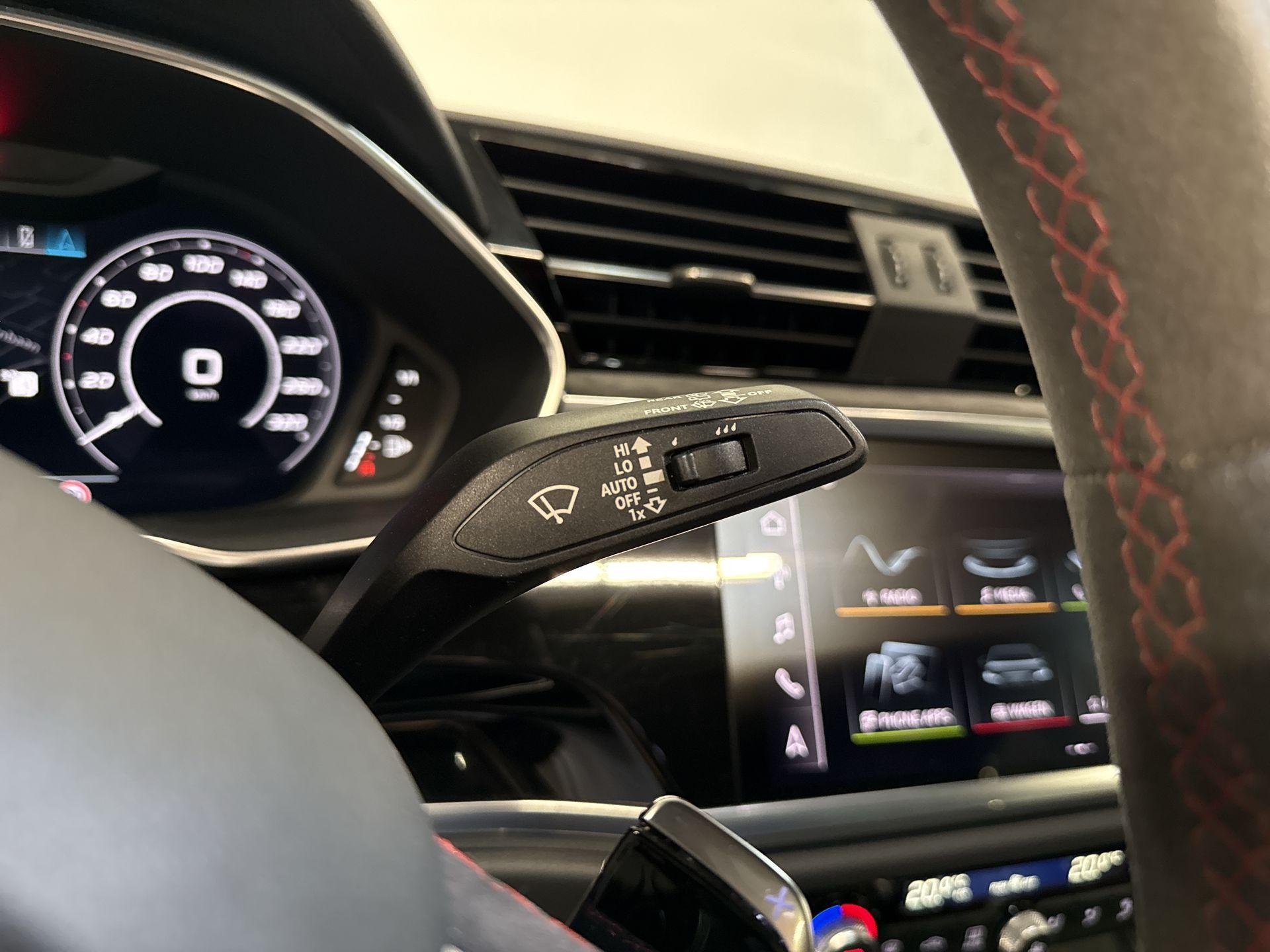 Foto van Audi RS Q3 Sportback