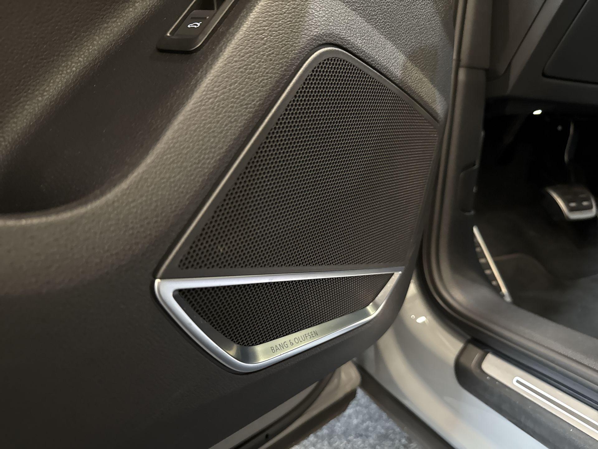 Foto van Audi RS Q3 Sportback