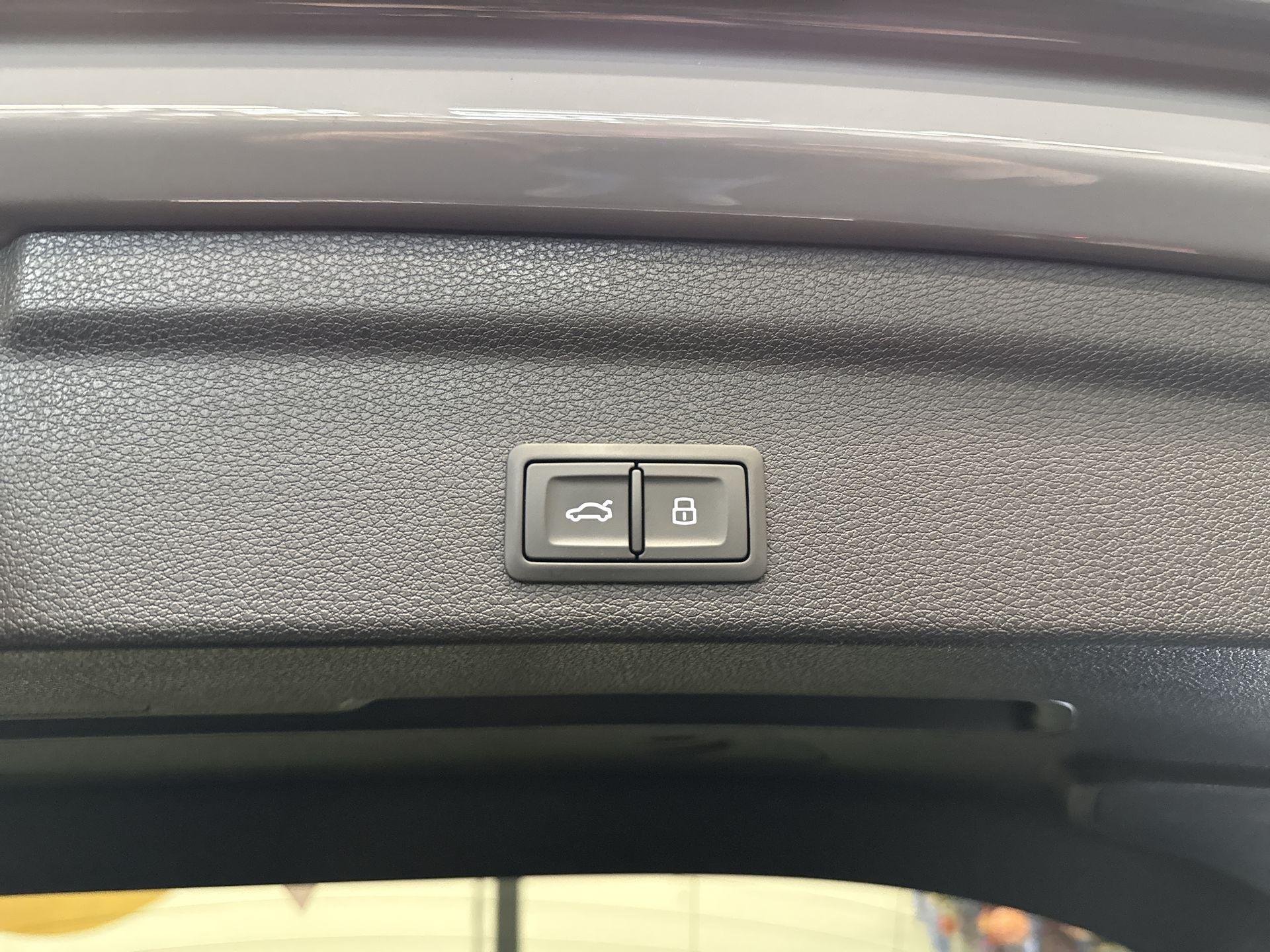 Foto van Audi RS Q3 Sportback