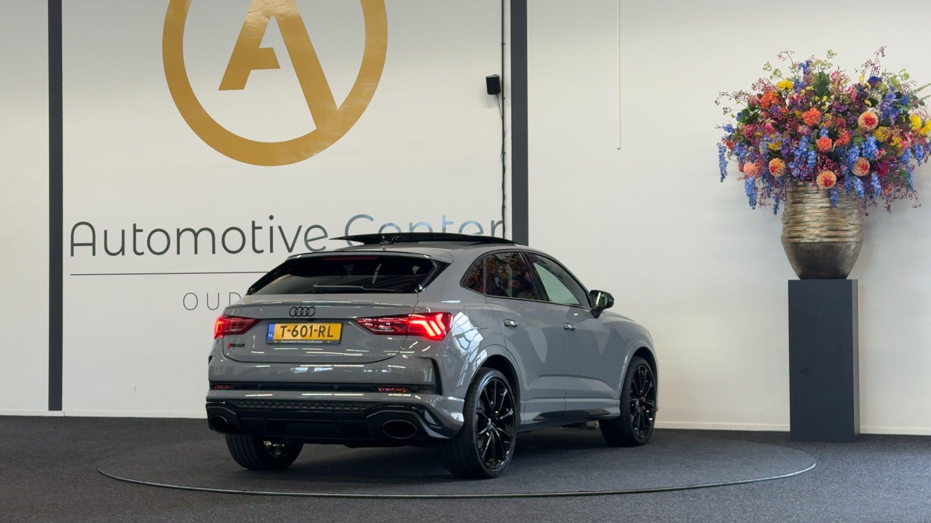 Foto van Audi RS Q3 Sportback