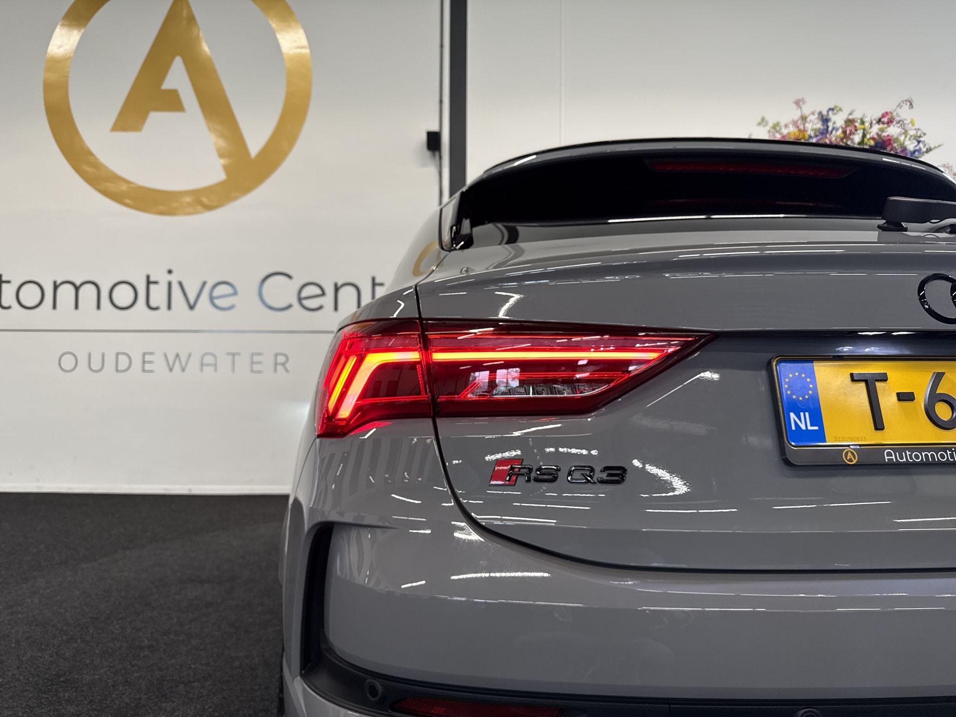 Foto van Audi RS Q3 Sportback