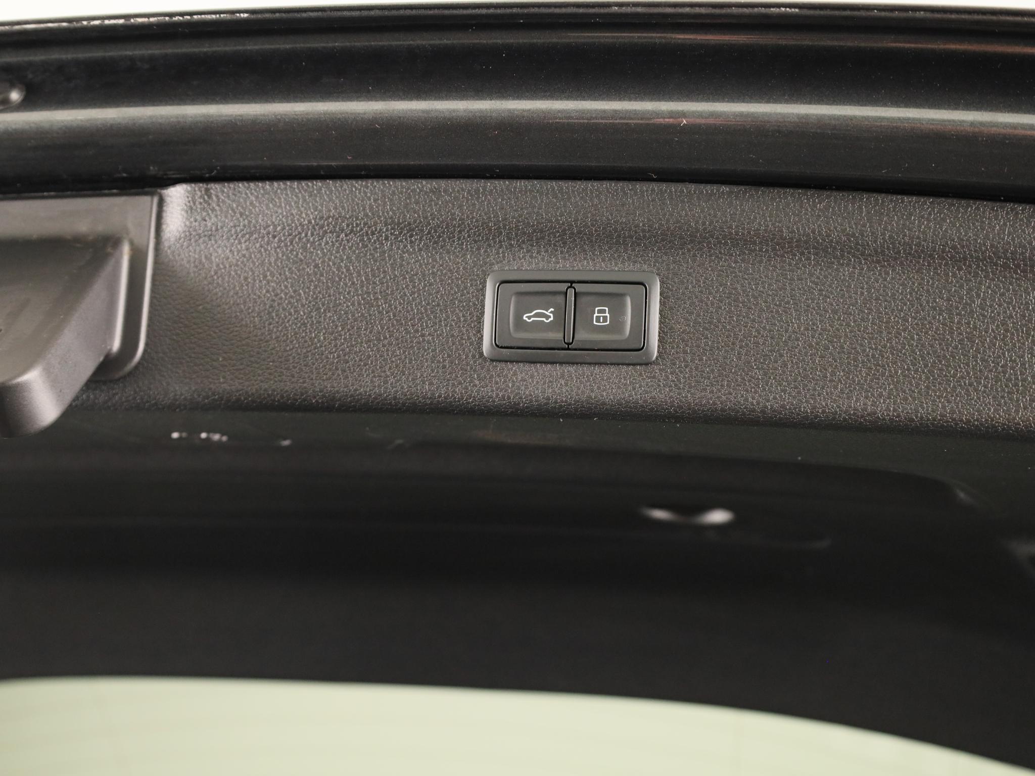 Foto van Audi Q3 E-tron