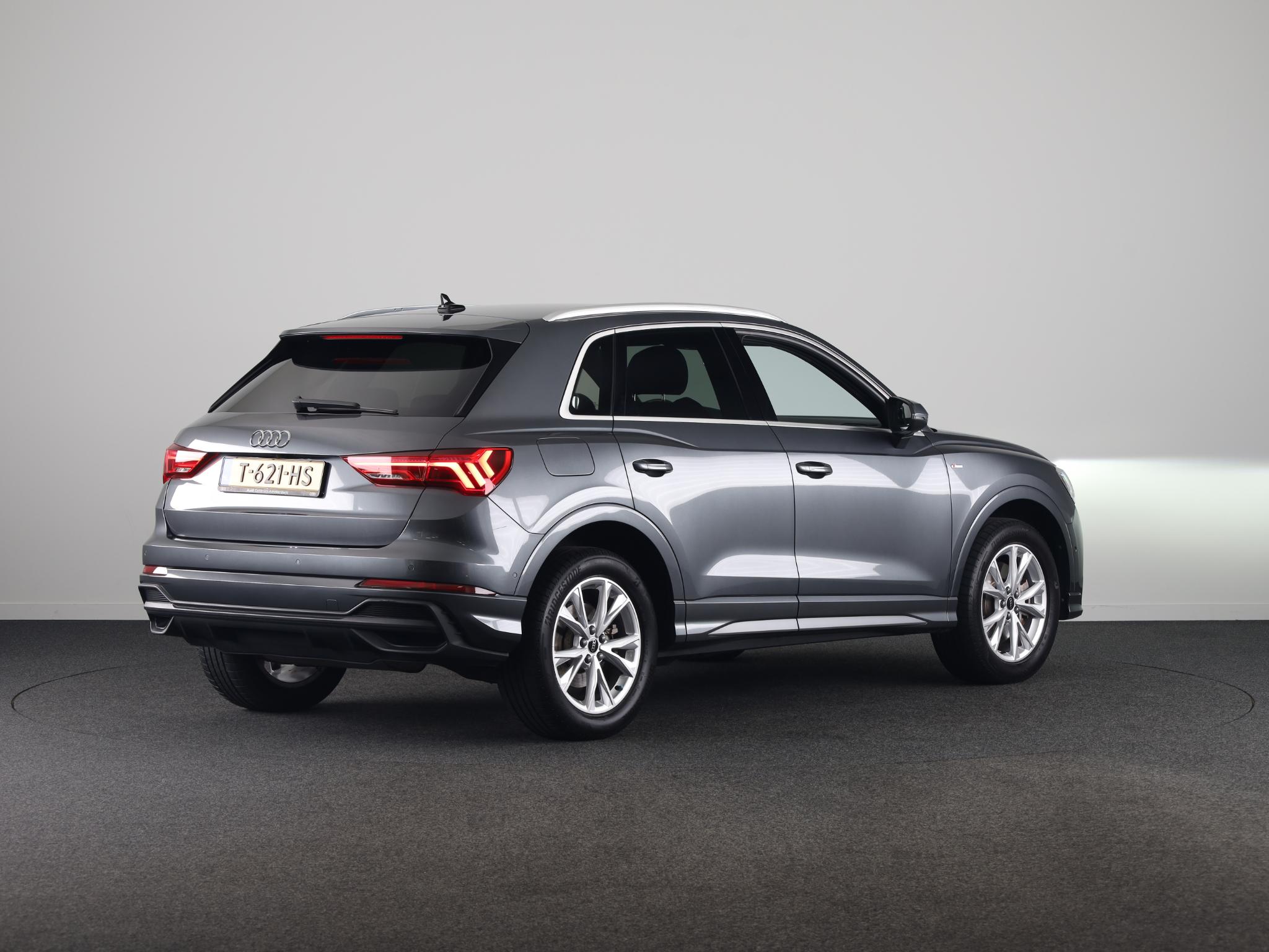 Foto van Audi Q3 E-tron