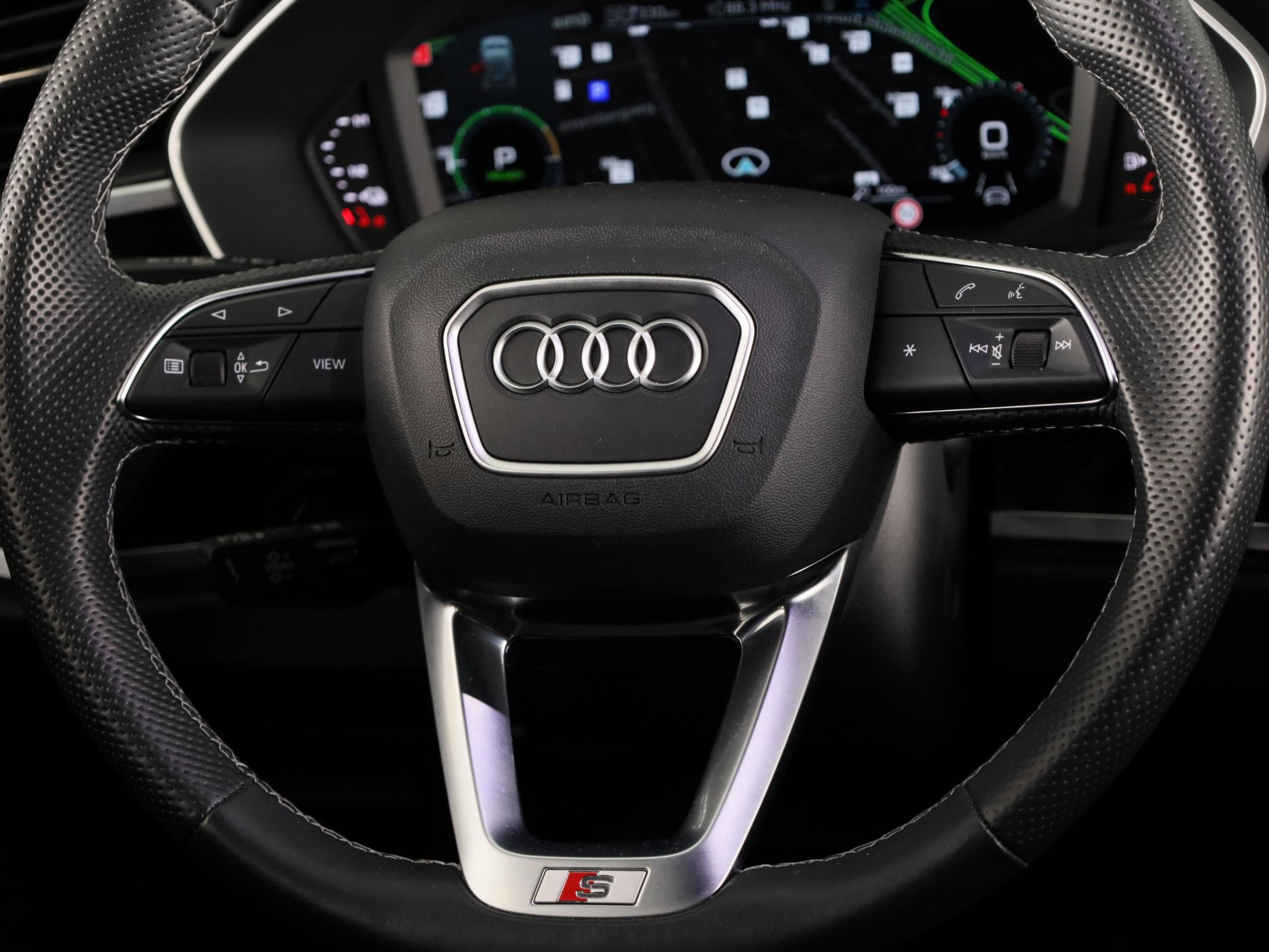 Foto van Audi Q3 E-tron