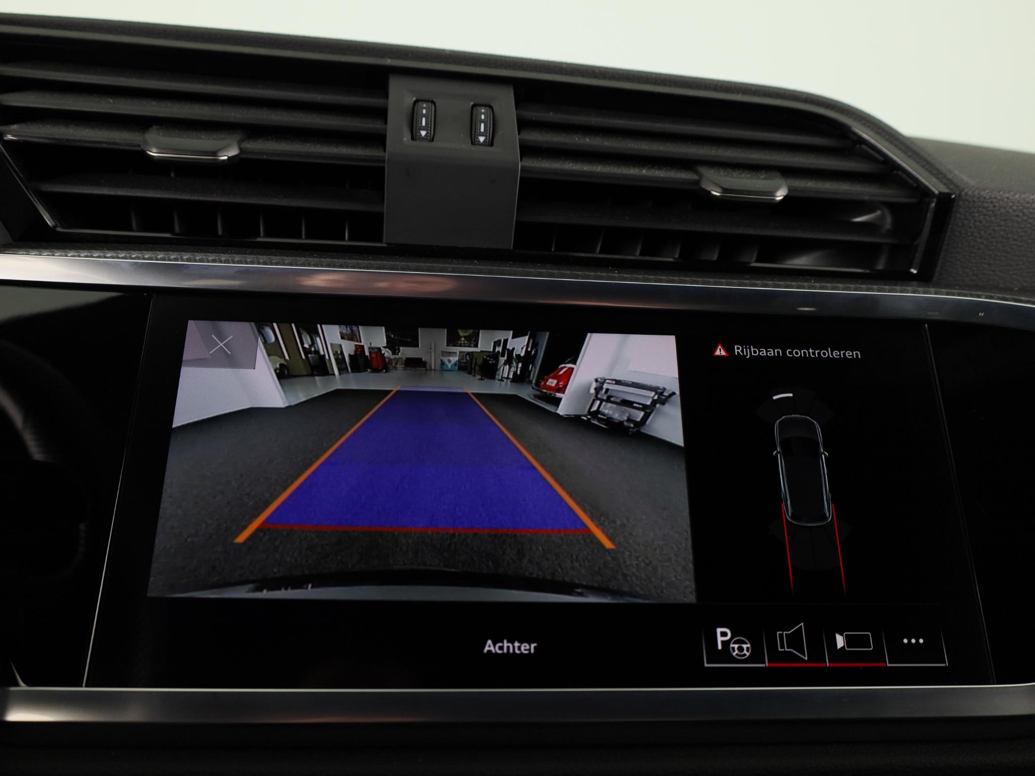 Foto van Audi Q3 E-tron
