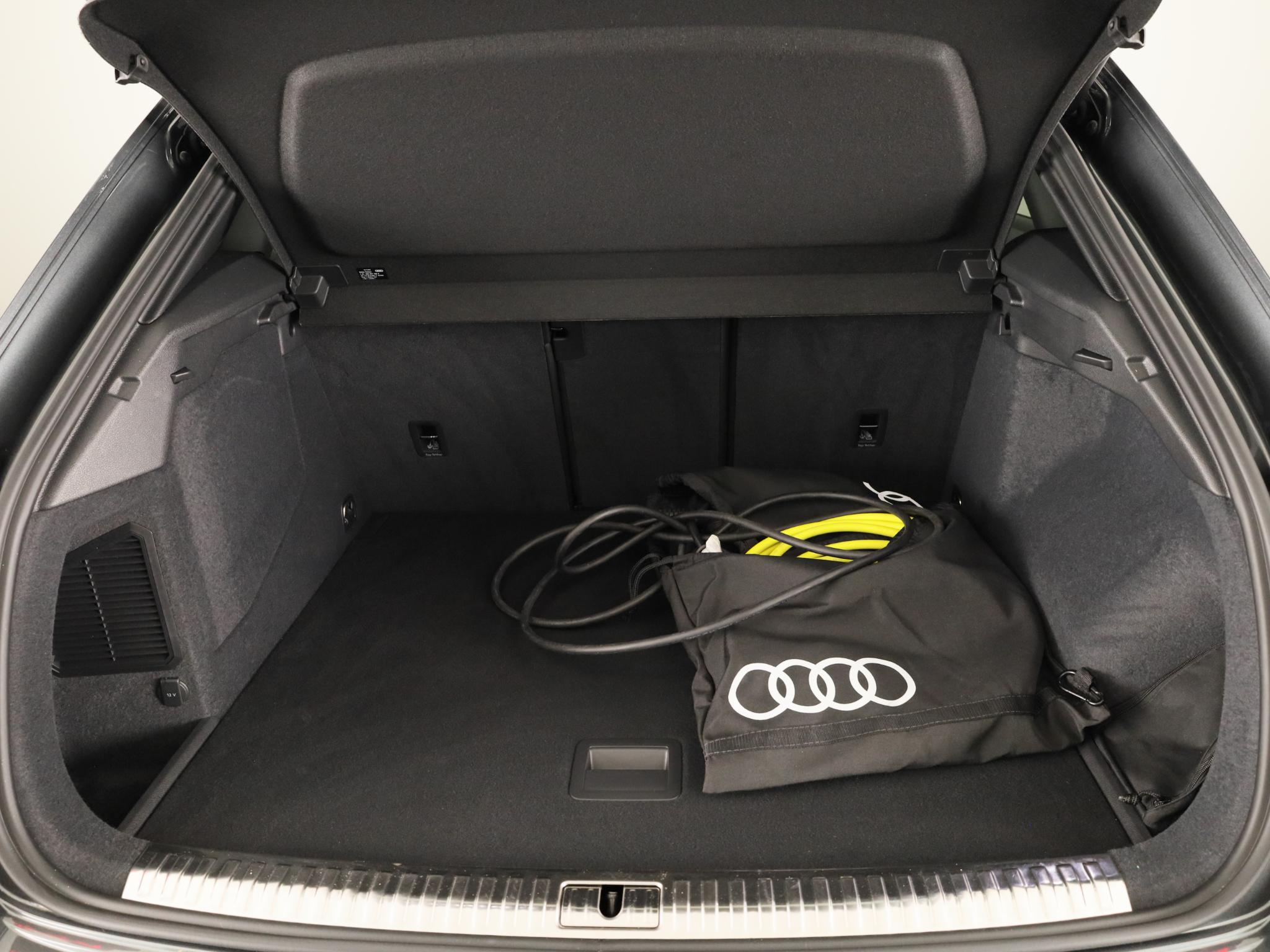 Foto van Audi Q3 E-tron