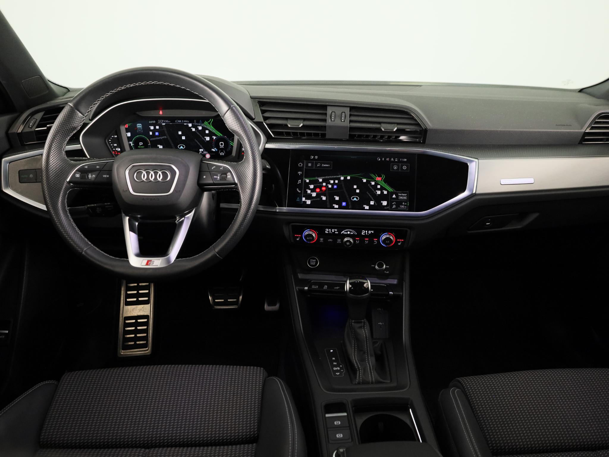 Foto van Audi Q3 E-tron