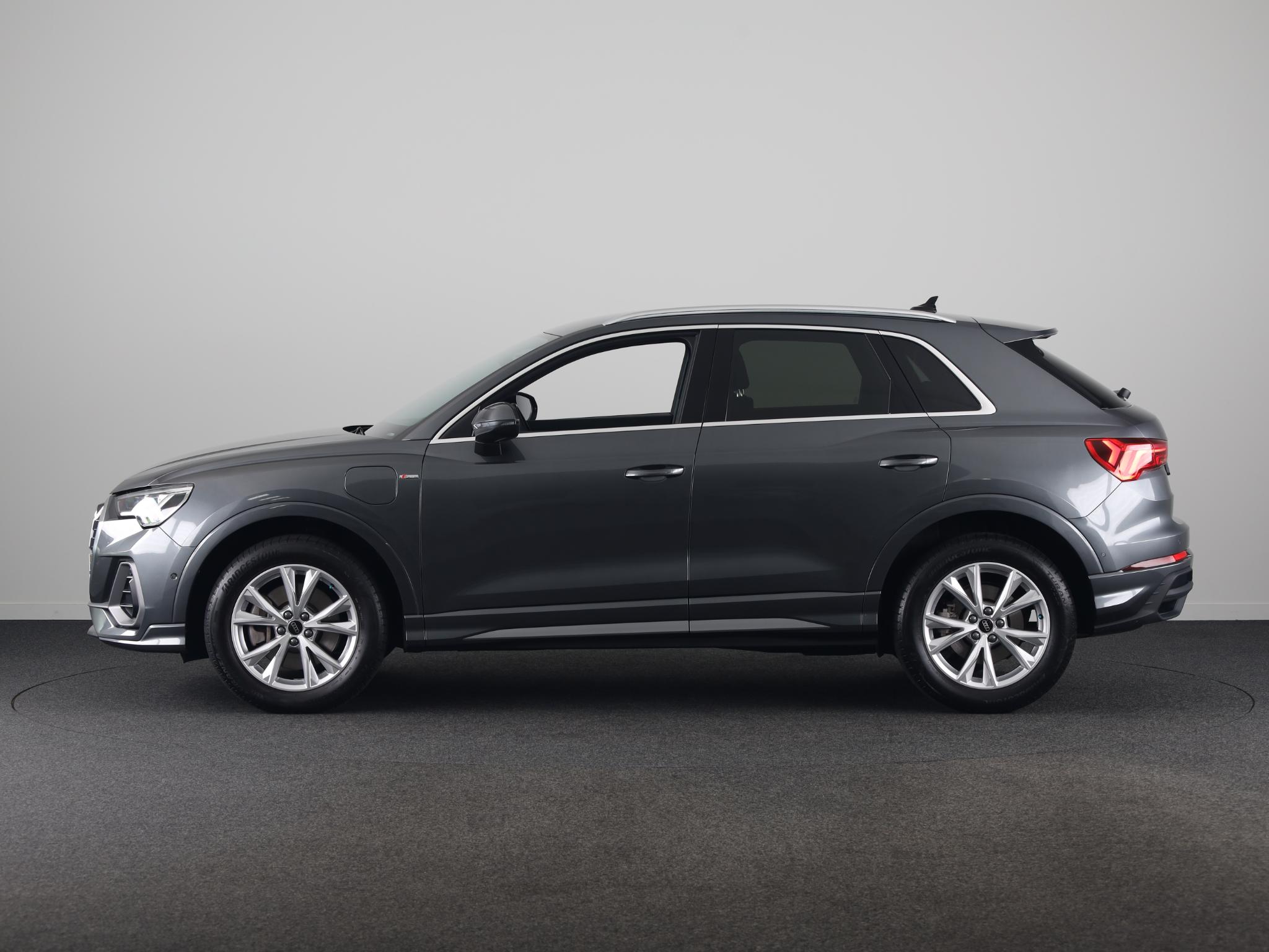 Foto van Audi Q3 E-tron