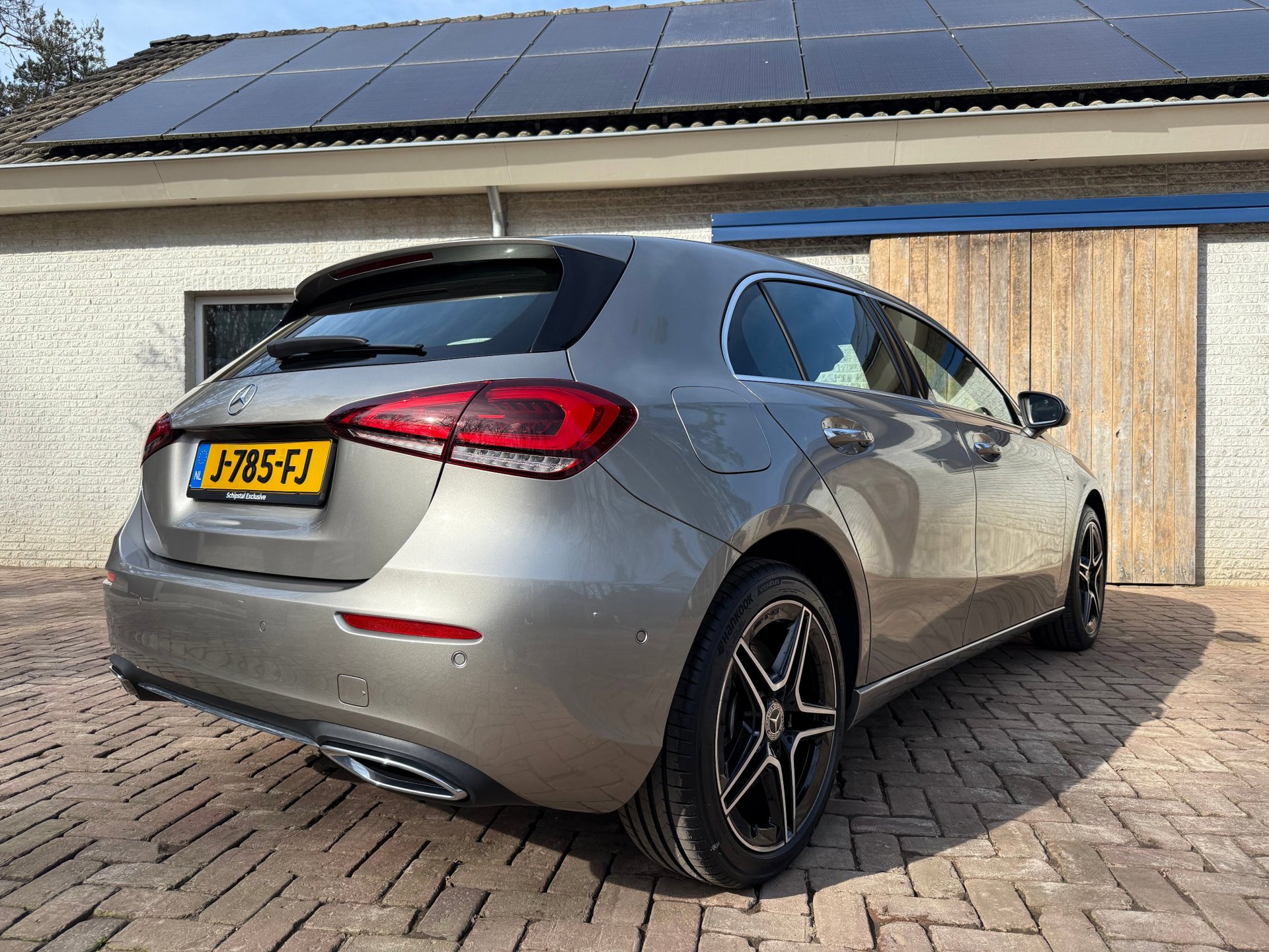 Foto van Mercedes-Benz A 250 E