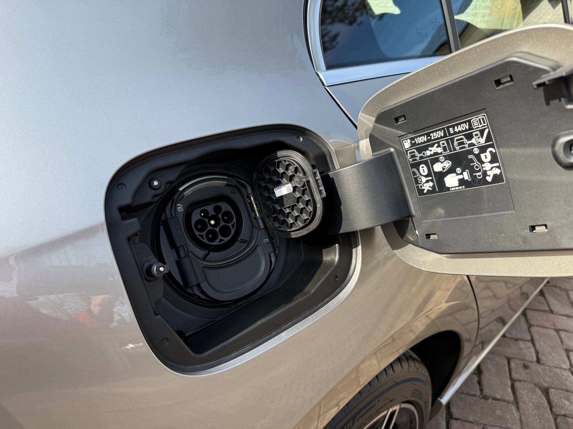 Foto van Mercedes-Benz A 250 E