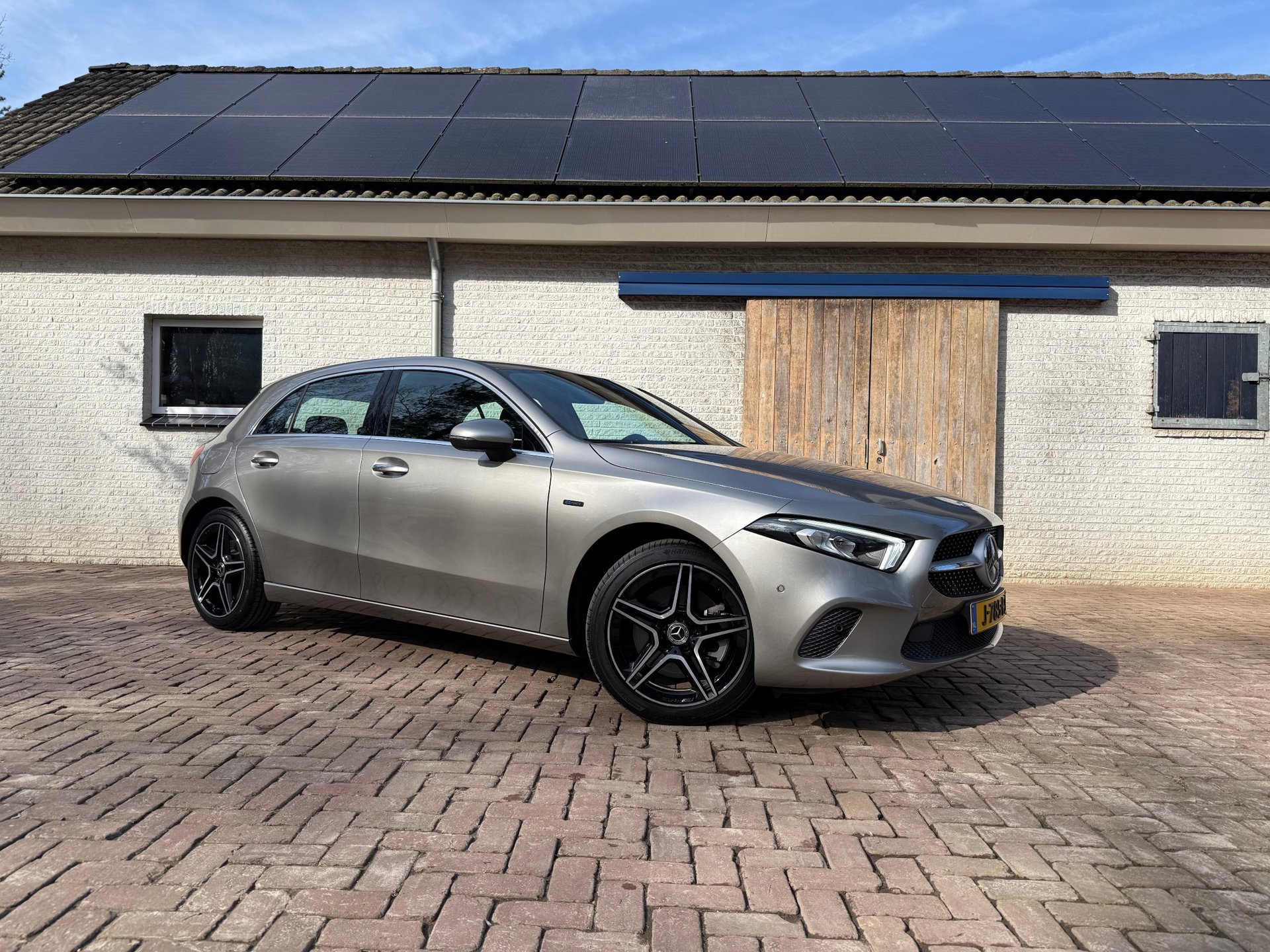 Foto van Mercedes-Benz A 250 E