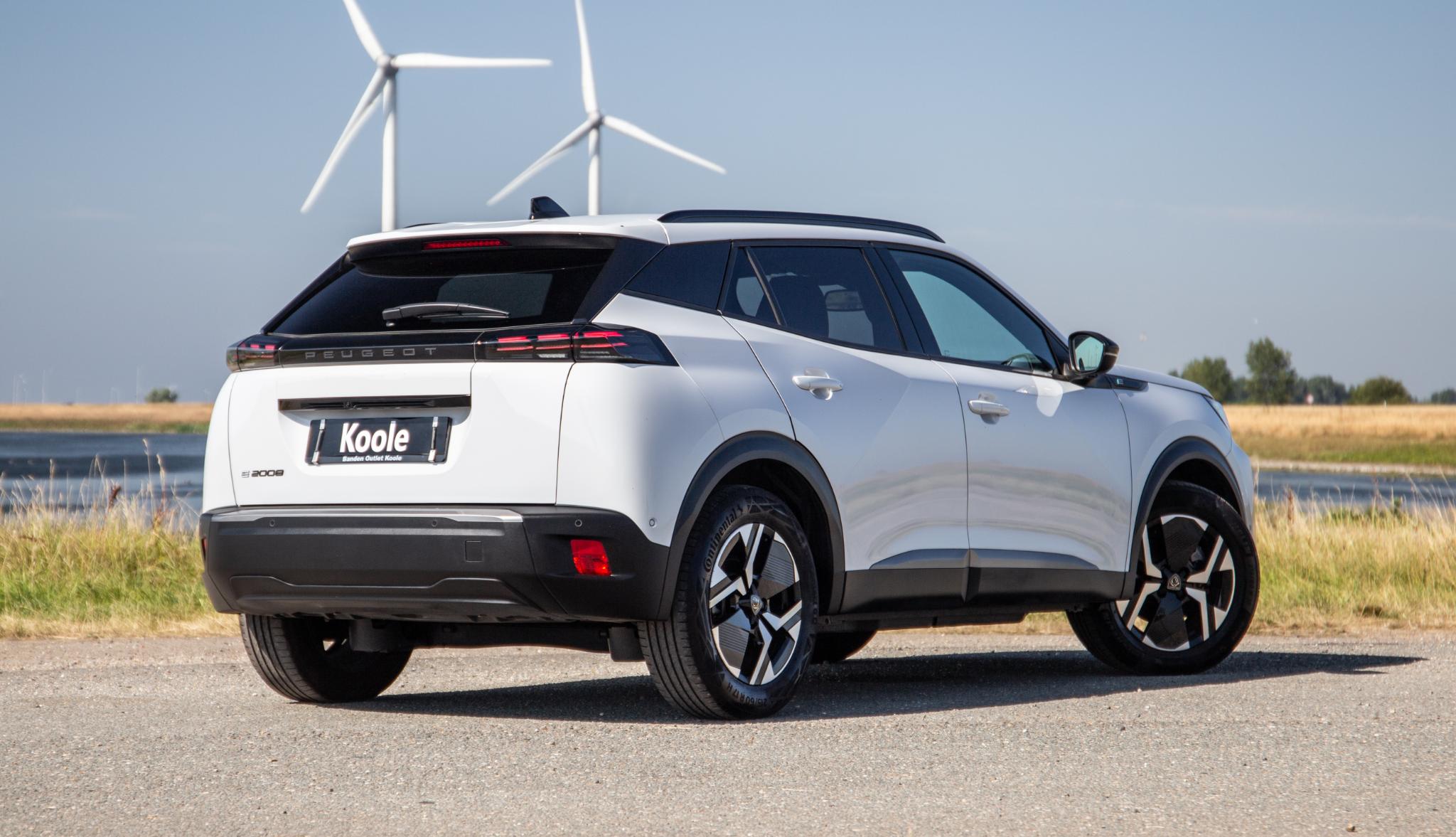Foto van Peugeot E-2008