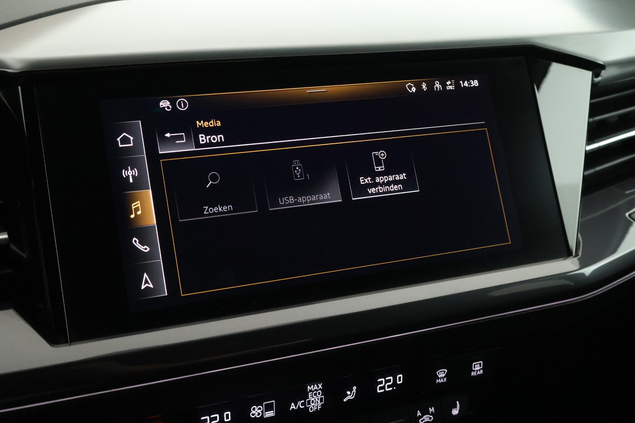 Foto van Audi Q4 50 E-tron