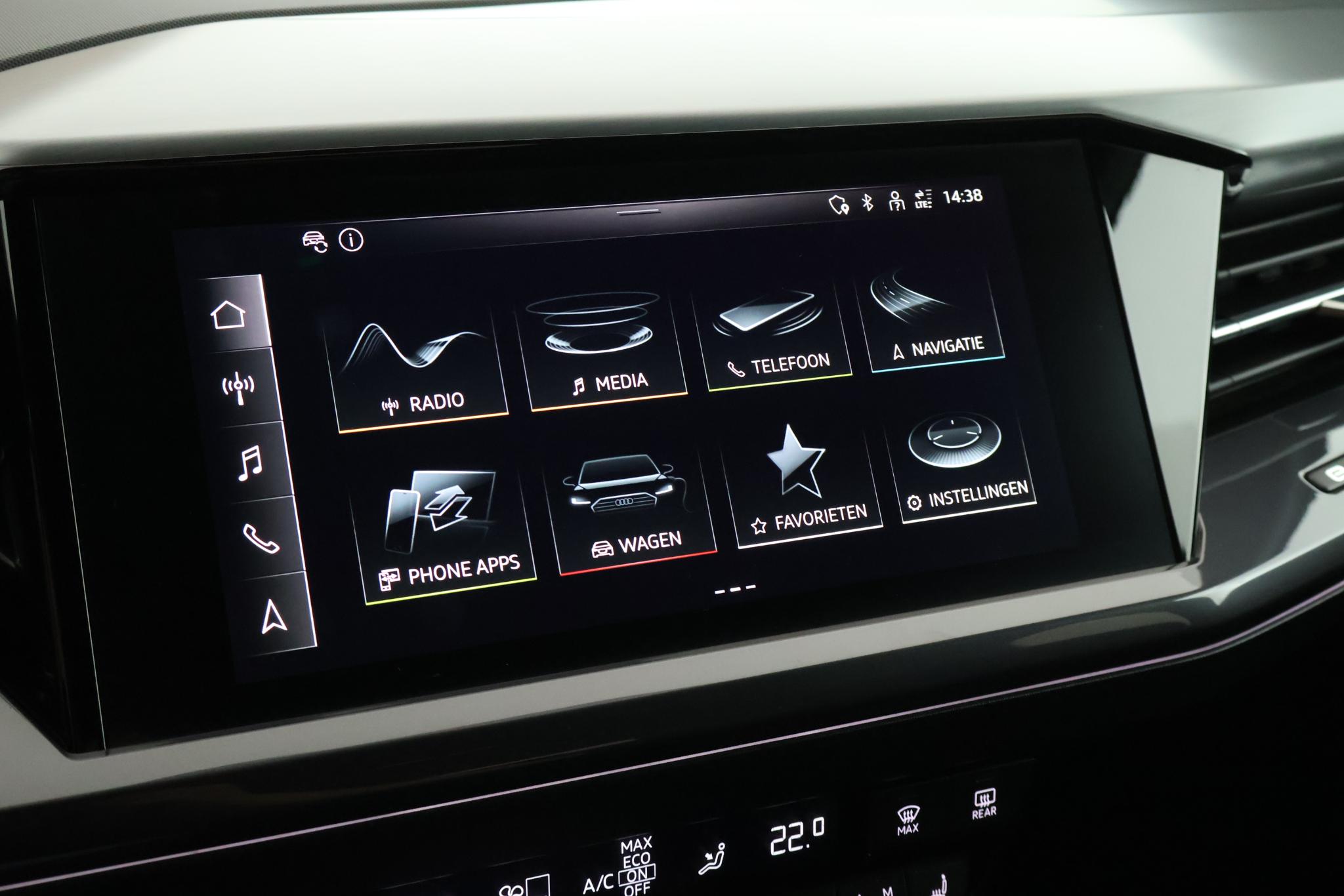 Foto van Audi Q4 50 E-tron