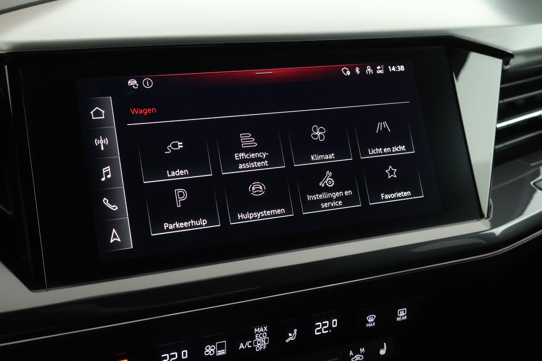 Foto van Audi Q4 50 E-tron
