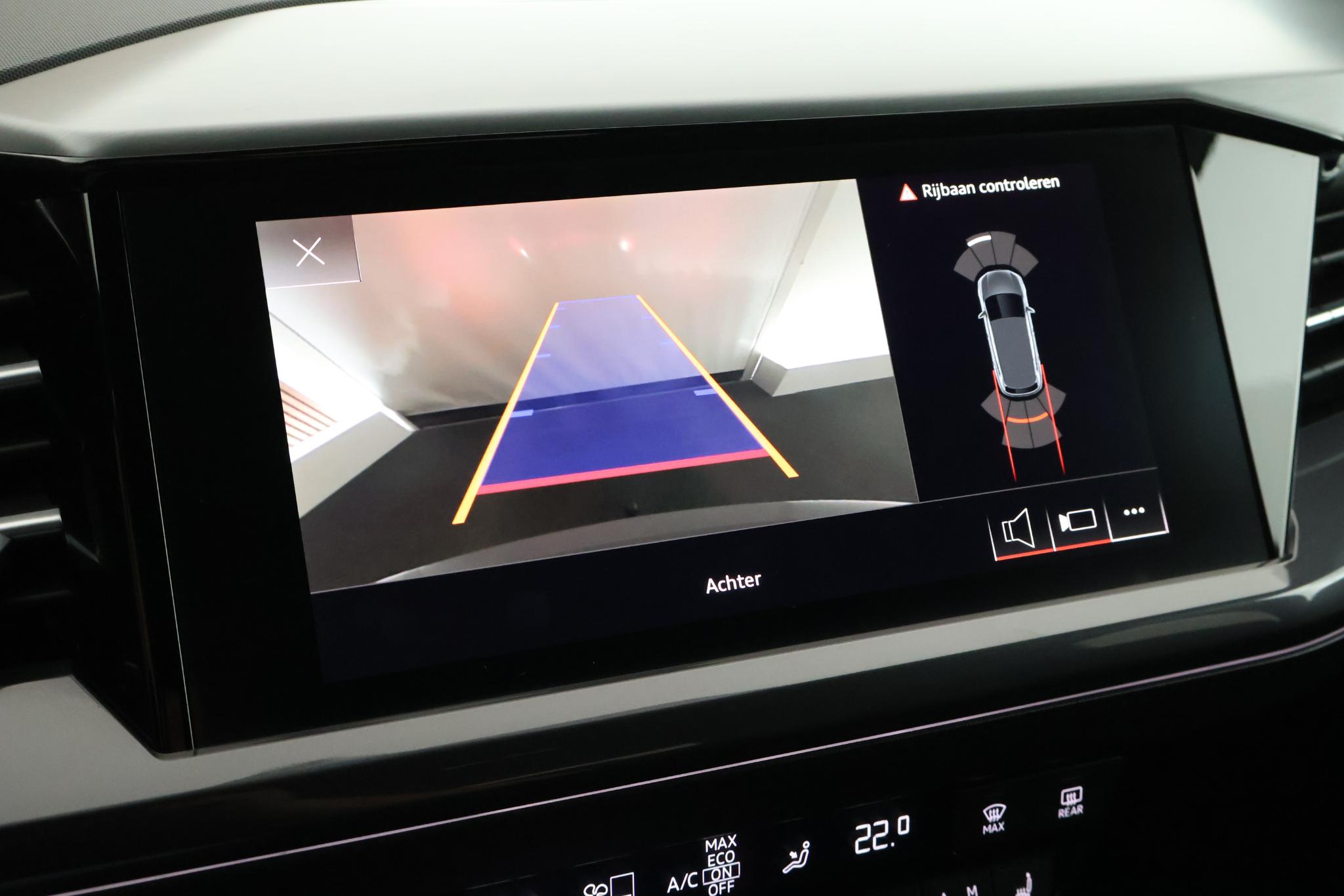 Foto van Audi Q4 50 E-tron