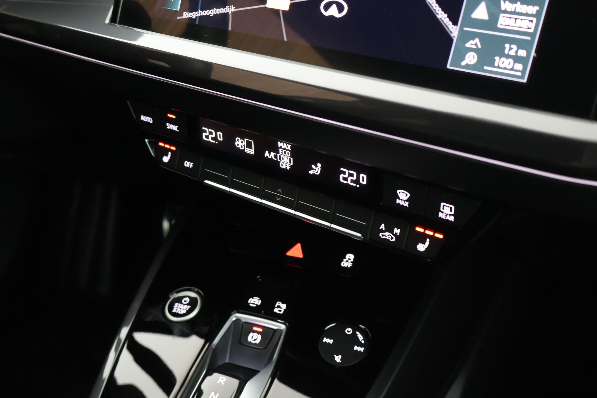 Foto van Audi Q4 50 E-tron
