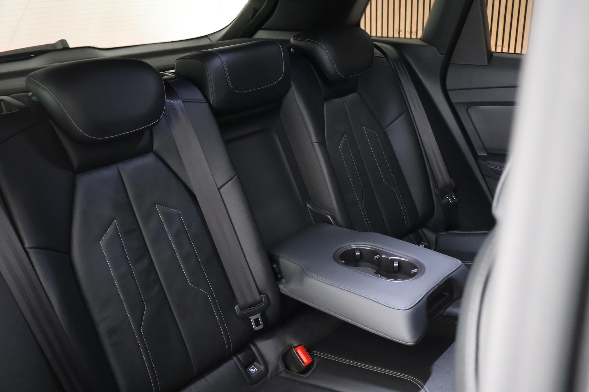 Foto van Audi Q4 50 E-tron