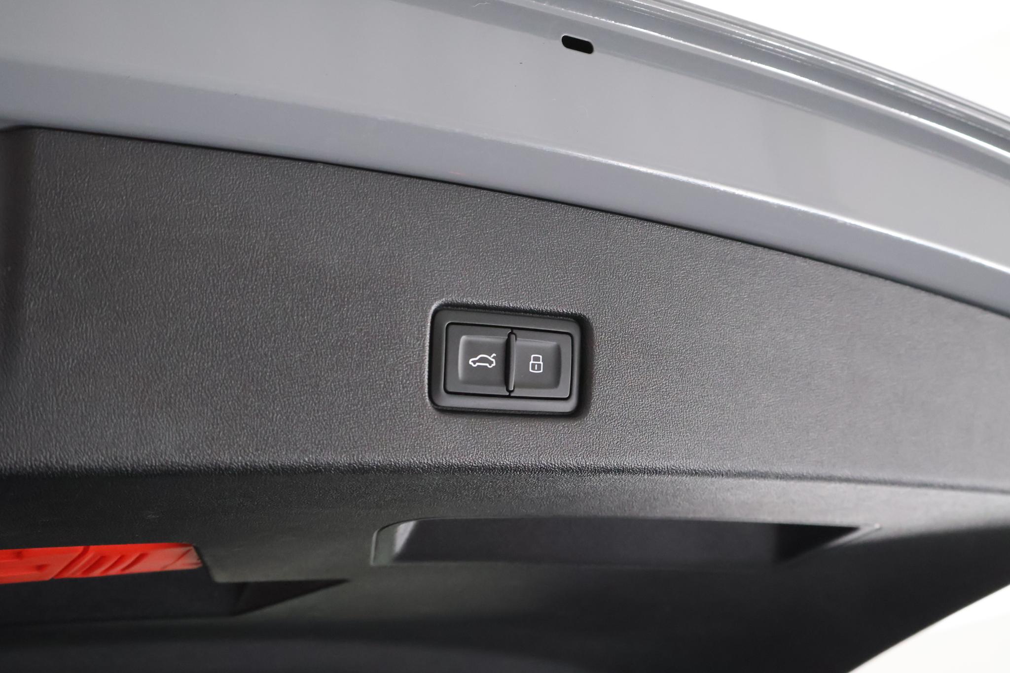 Foto van Audi Q4 50 E-tron