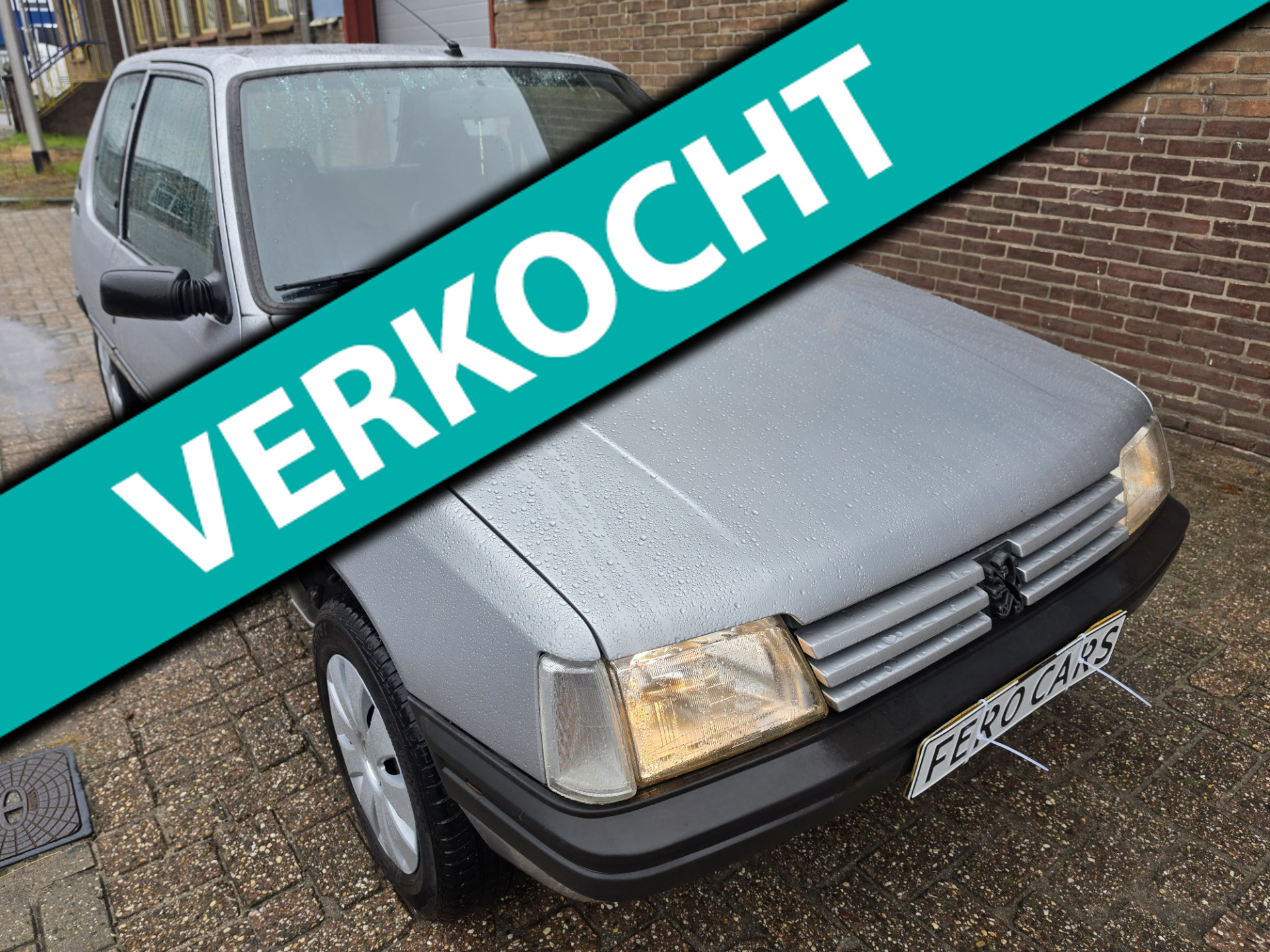 Peugeot 205 1.4 APK nieuw 1750,- 1998 - voorkant