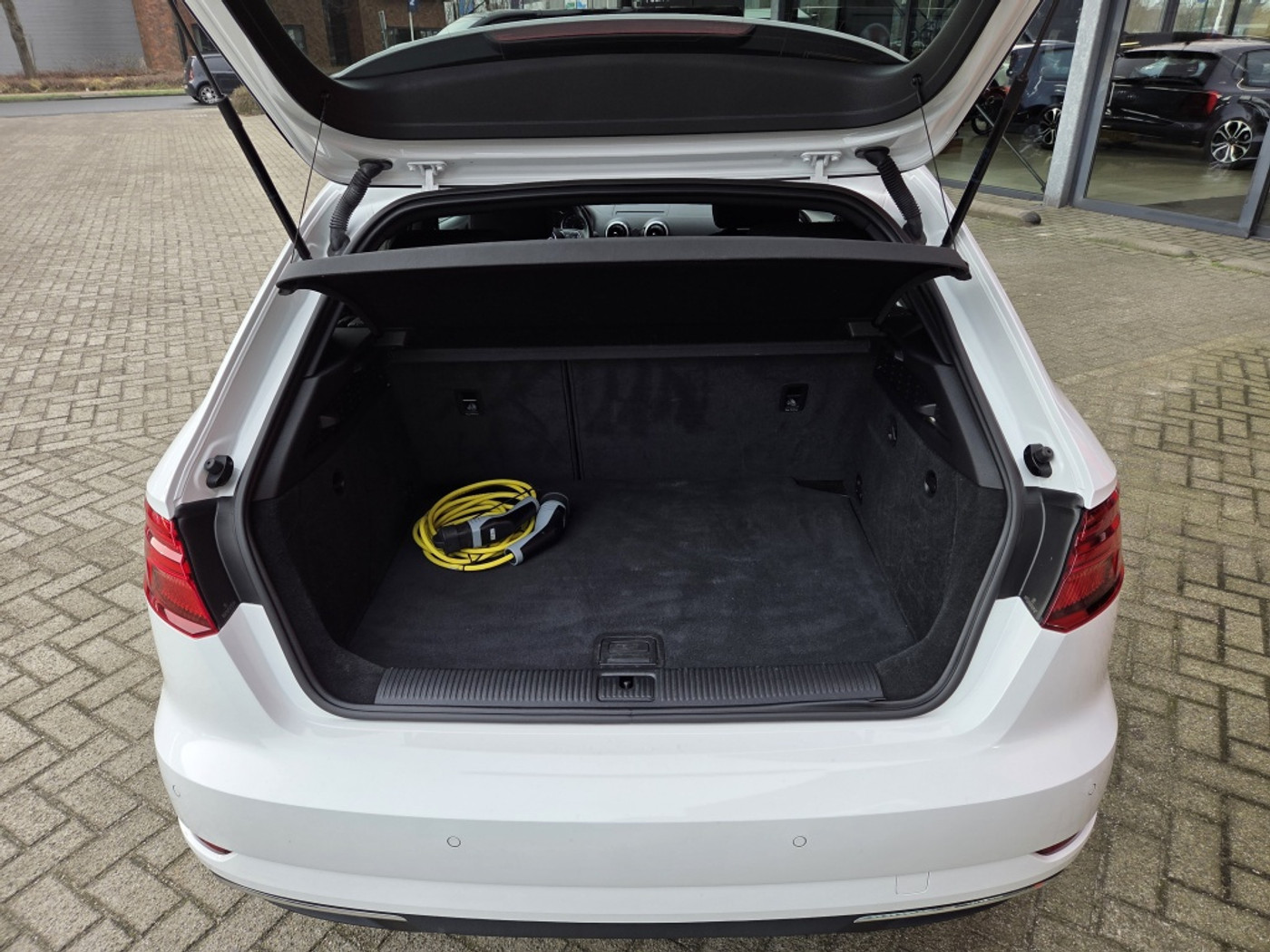 Foto van Audi A3 Sportback E-tron