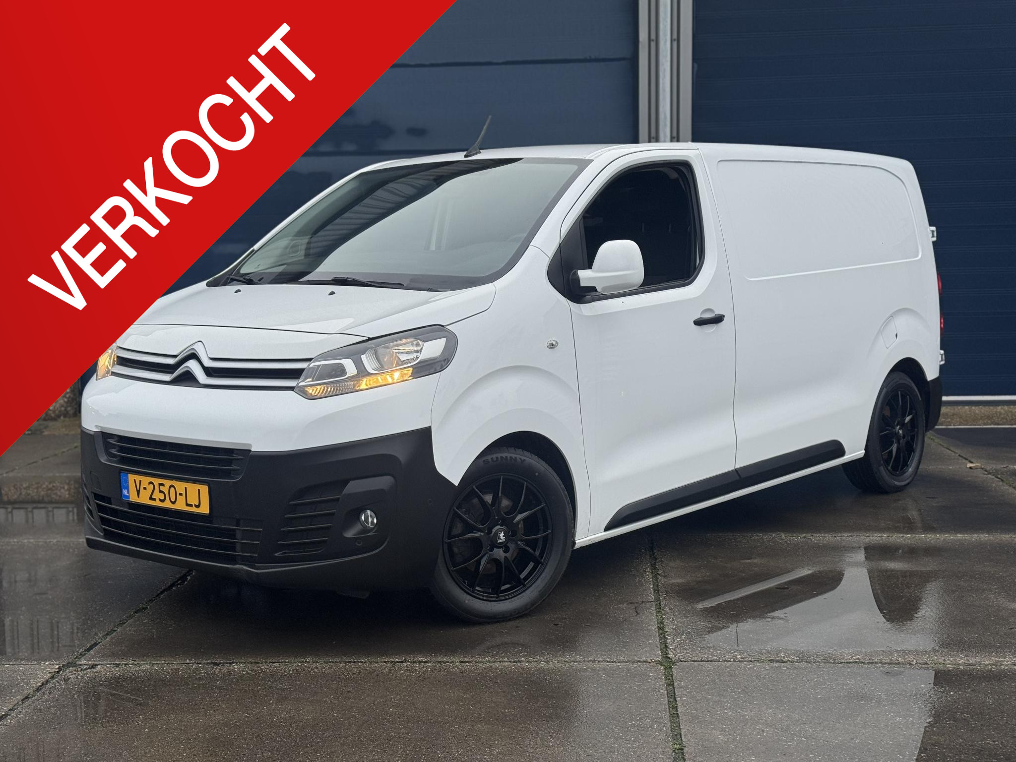 Citroen Jumpy 1.6 BlueHDI 95 Club M S&S 2018 - voorkant