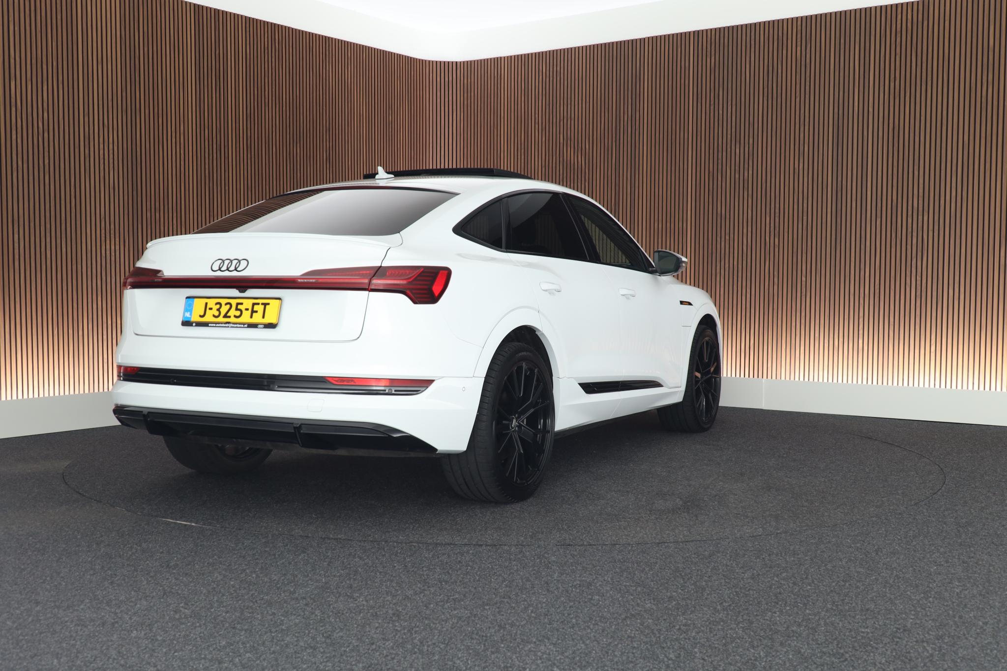 Foto van Audi E-tron Sportback 50